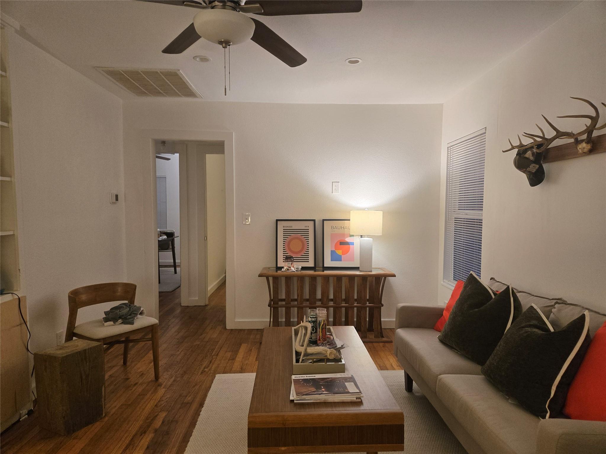 1307 Deloney St, Austin, TX 78721