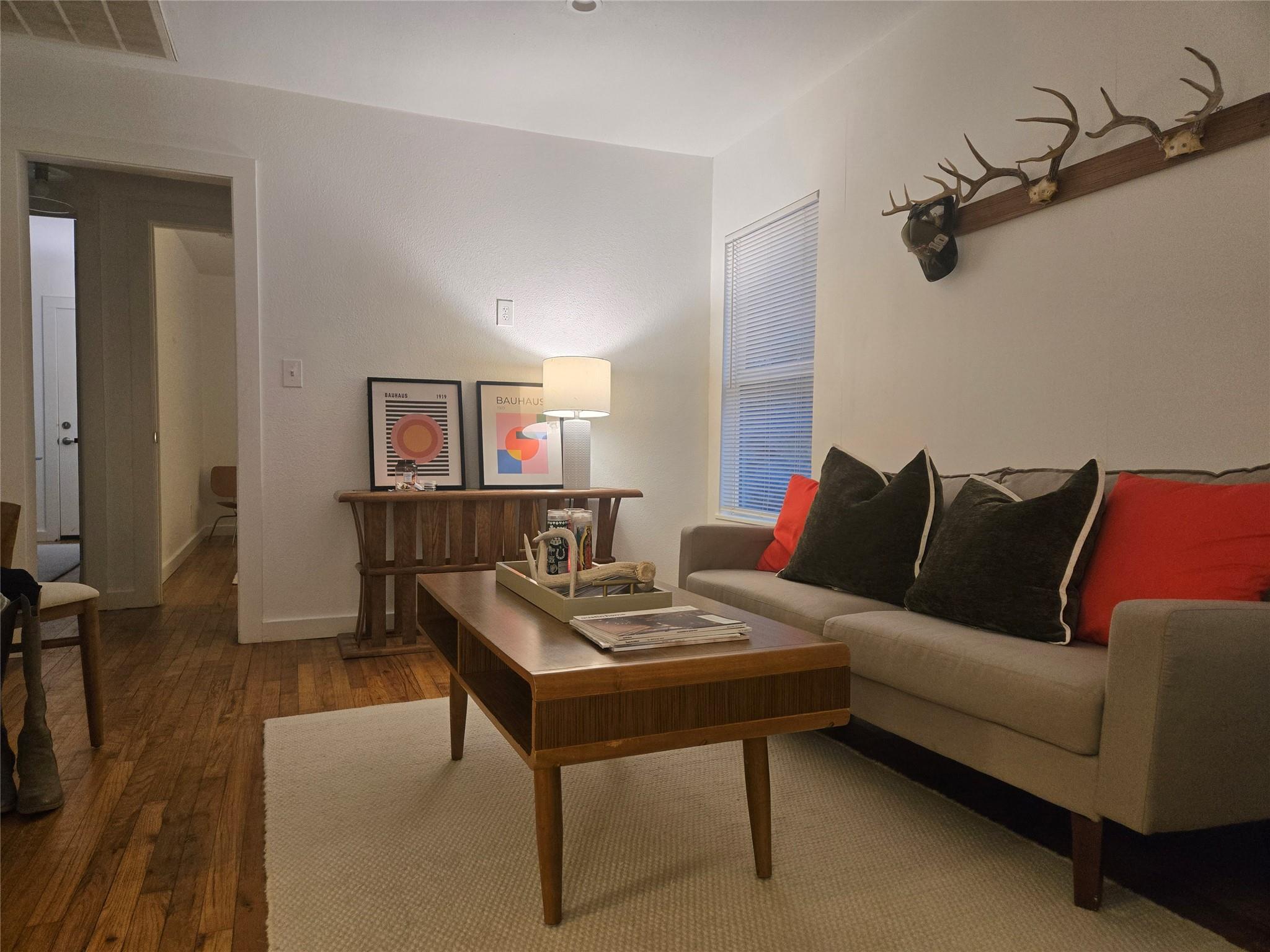 1307 Deloney St, Austin, TX 78721