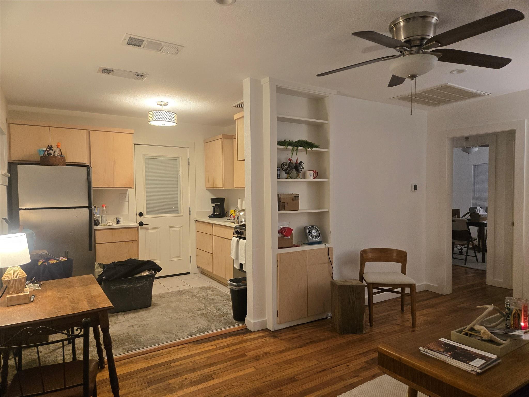 1307 Deloney St, Austin, TX 78721