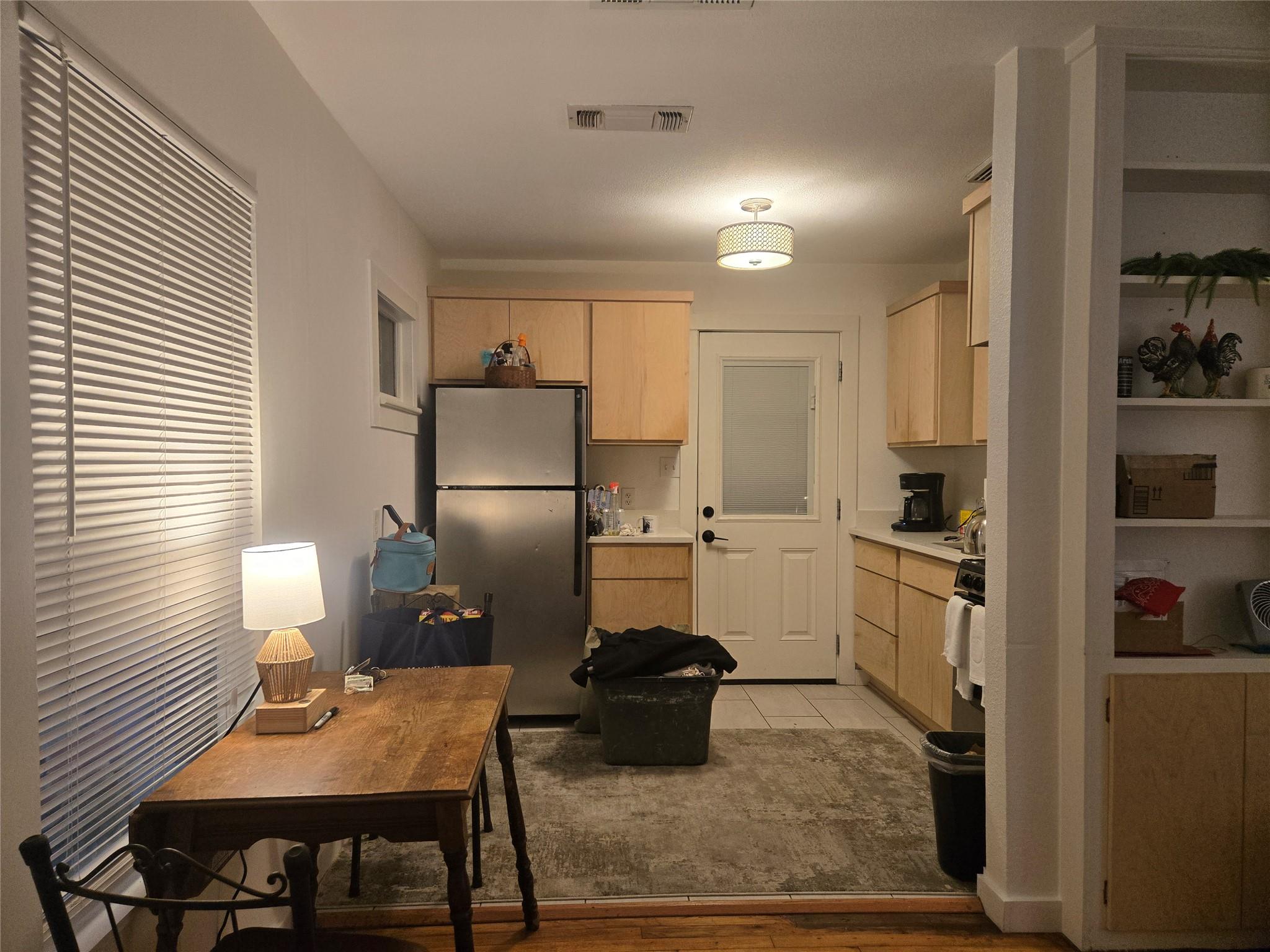 1307 Deloney St, Austin, TX 78721