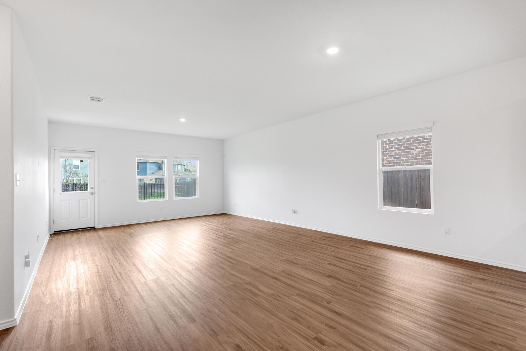 219 George Neggan Ln, Bastrop, TX 78602