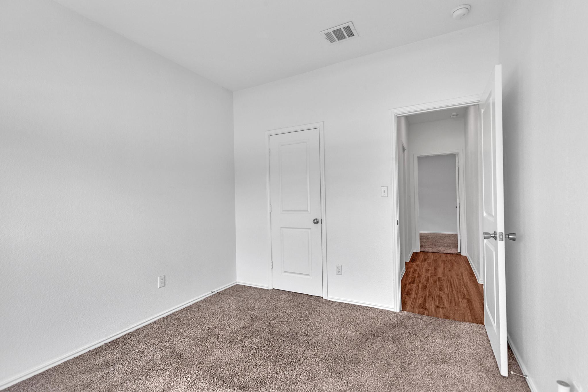 219 George Neggan Ln, Bastrop, TX 78602