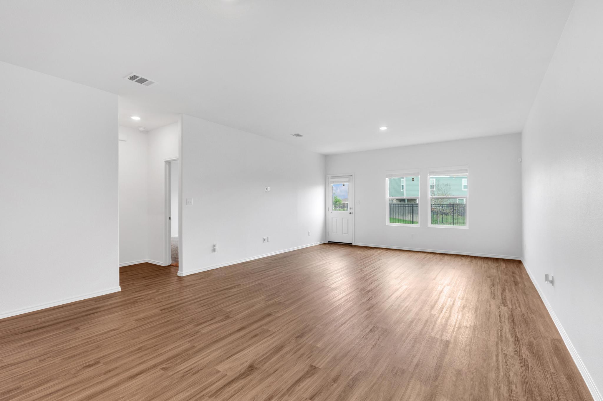 219 George Neggan Ln, Bastrop, TX 78602