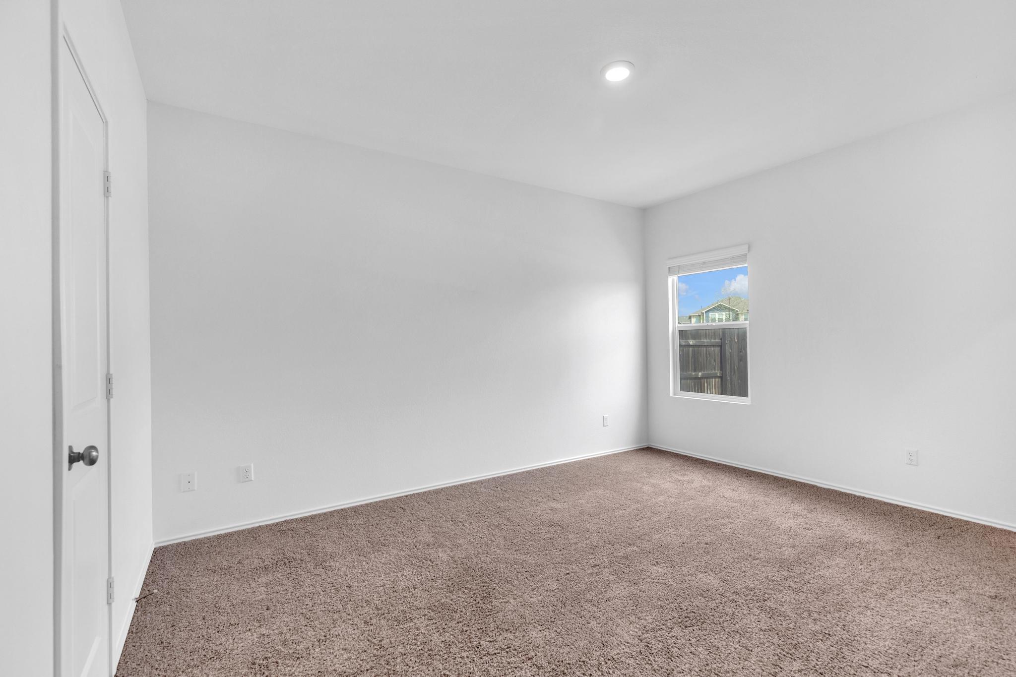 219 George Neggan Ln, Bastrop, TX 78602