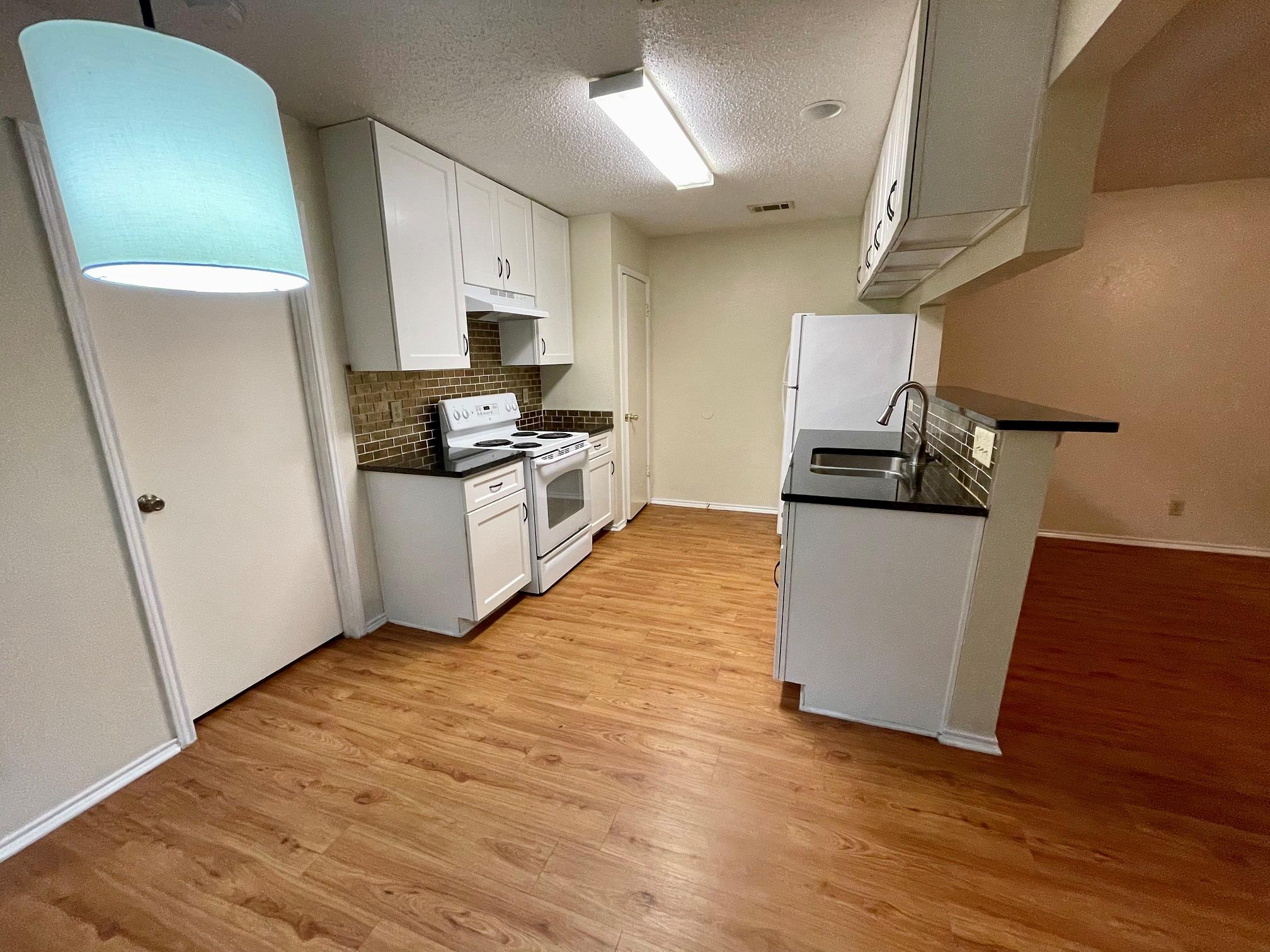 10003 Parliament House Rd, Austin, TX 78729