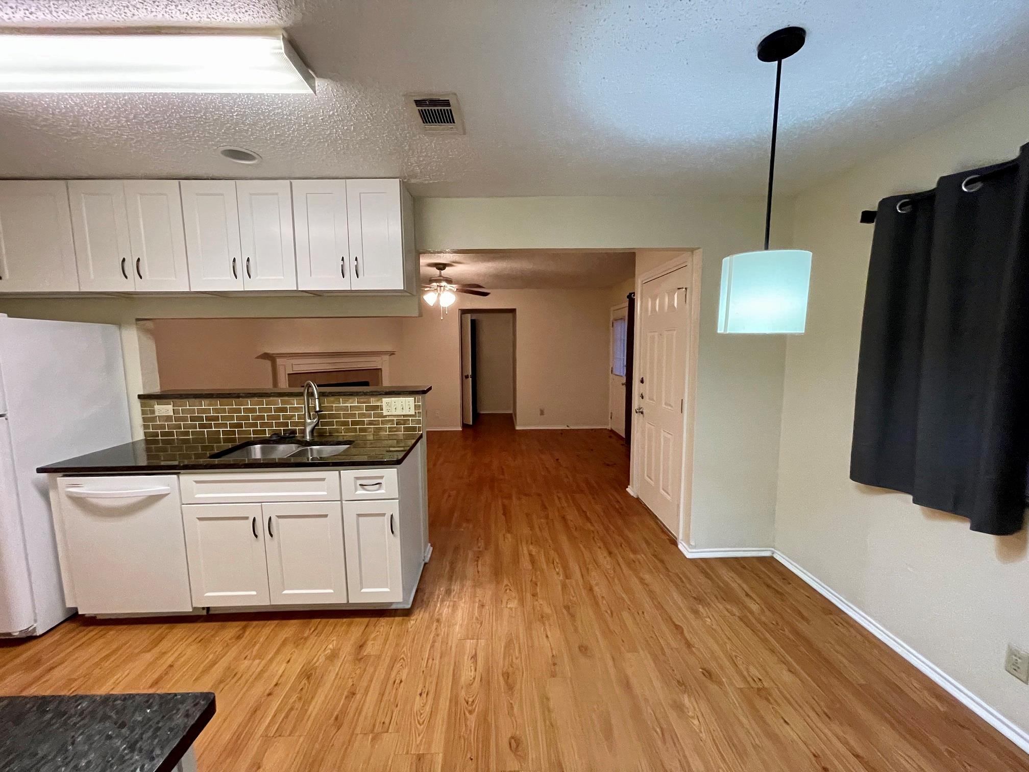 10003 Parliament House Rd, Austin, TX 78729