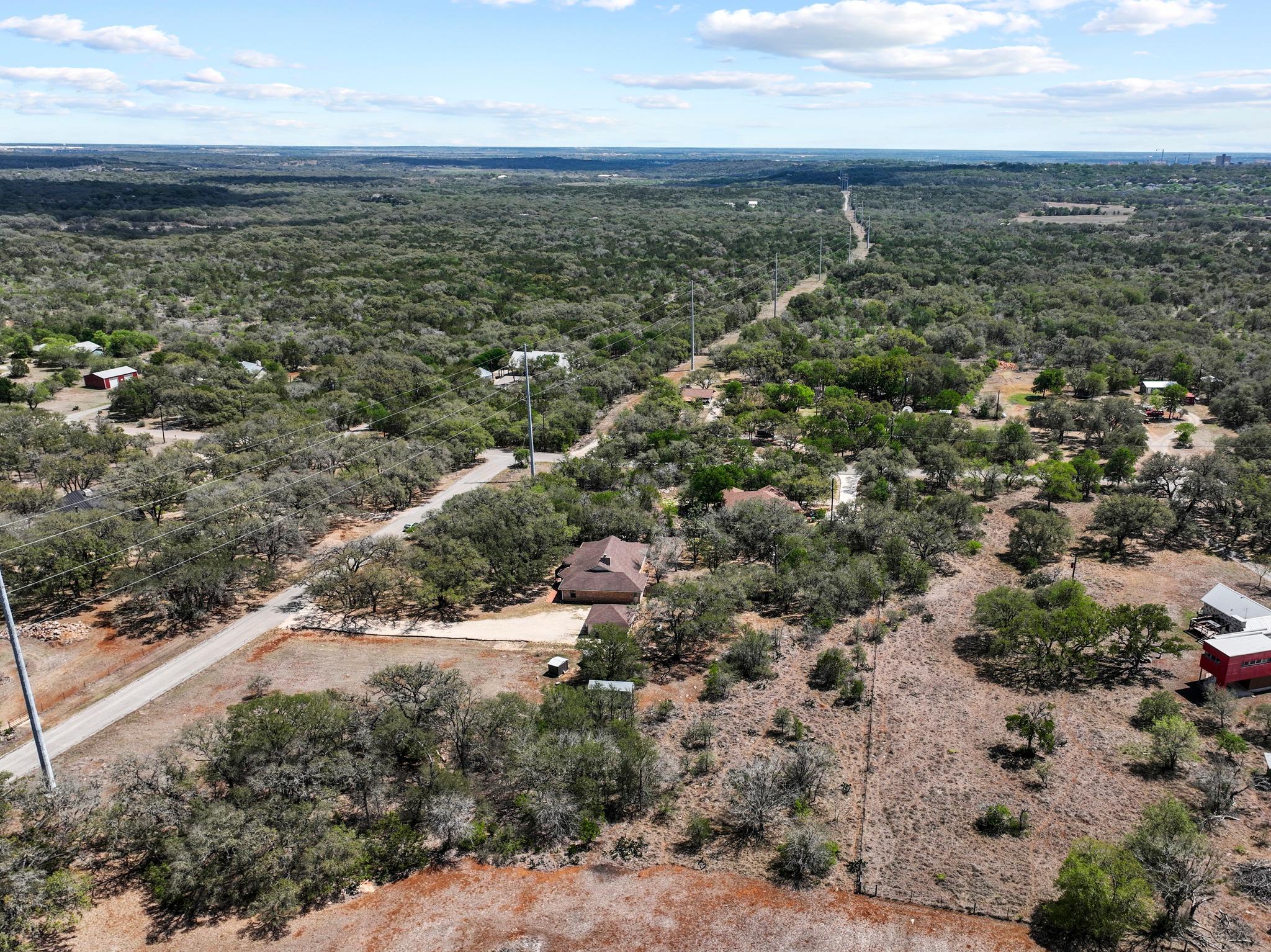 111 Clydesdale Dr, San Marcos, TX 78666