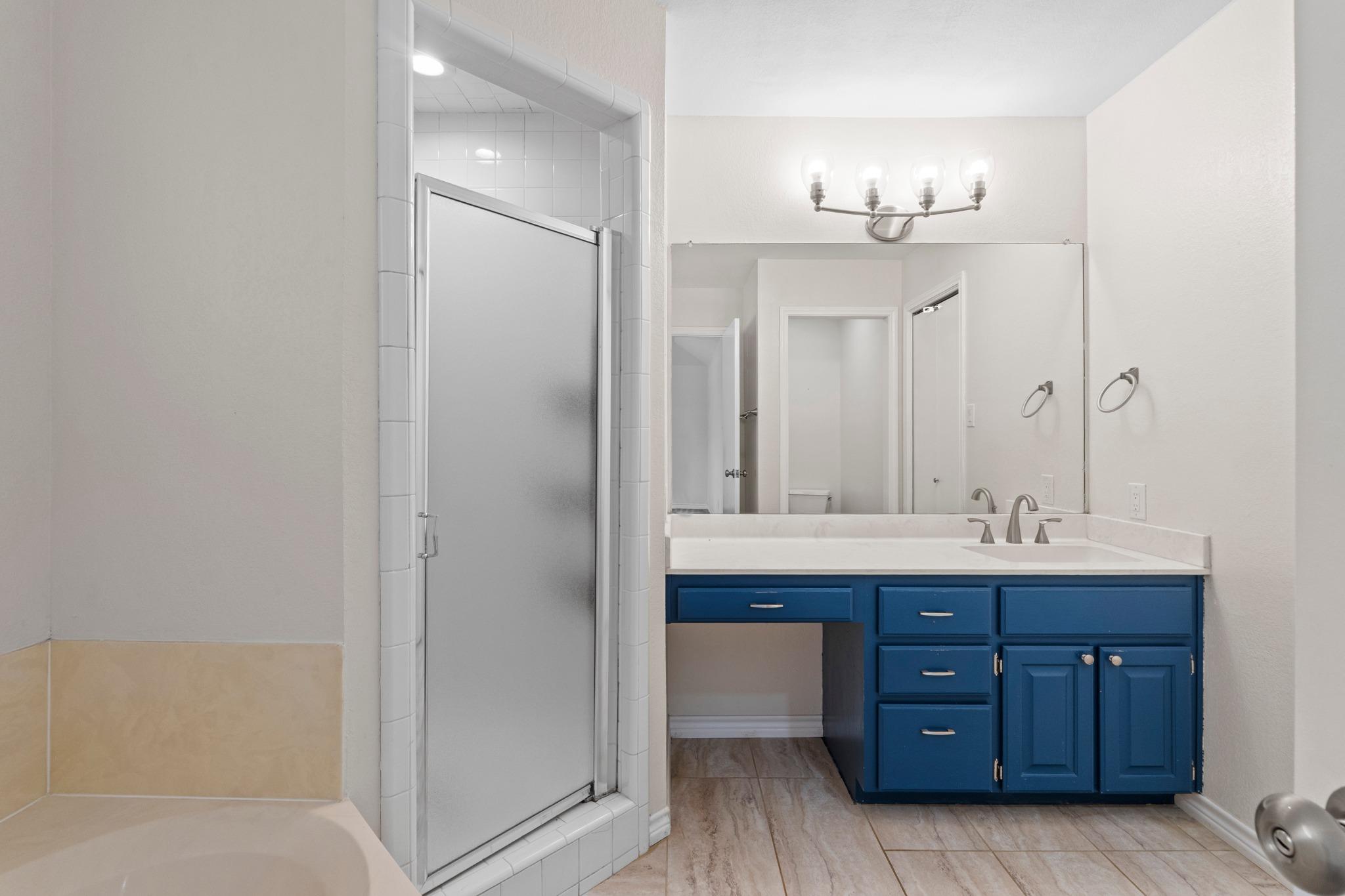 111 Clydesdale Dr, San Marcos, TX 78666