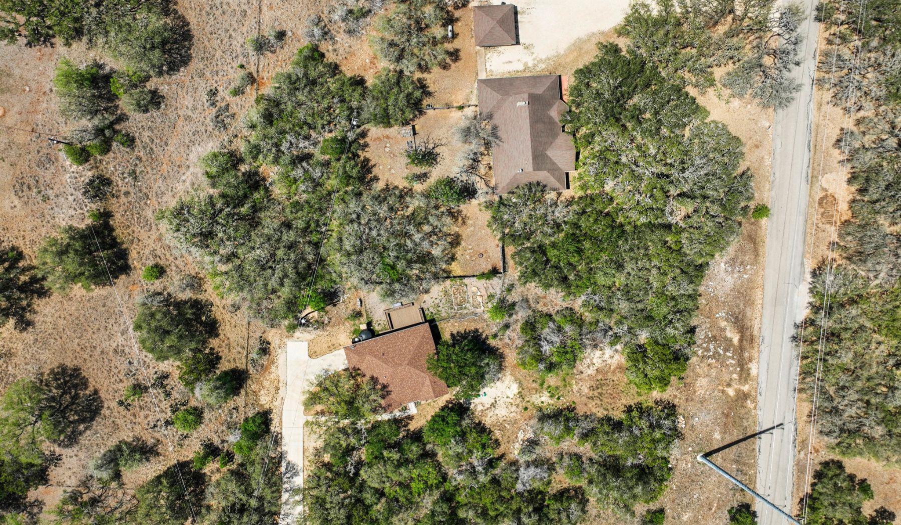 111 Clydesdale Dr, San Marcos, TX 78666