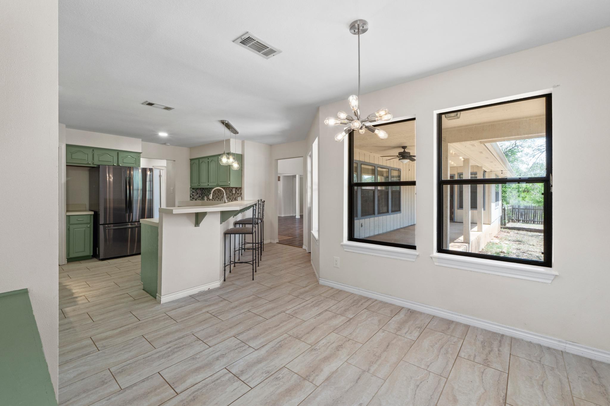 111 Clydesdale Dr, San Marcos, TX 78666