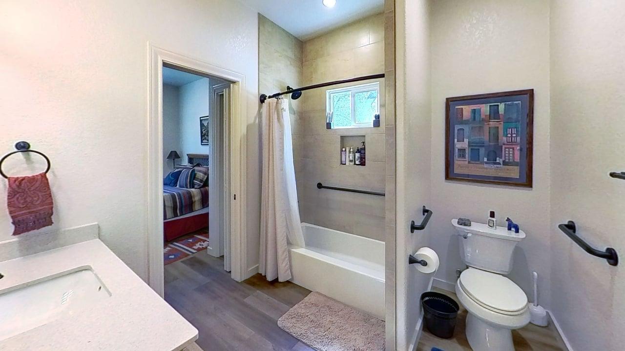 111 Clydesdale Dr, San Marcos, TX 78666