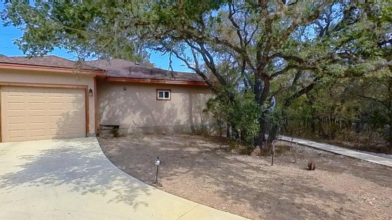 111 Clydesdale Dr, San Marcos, TX 78666