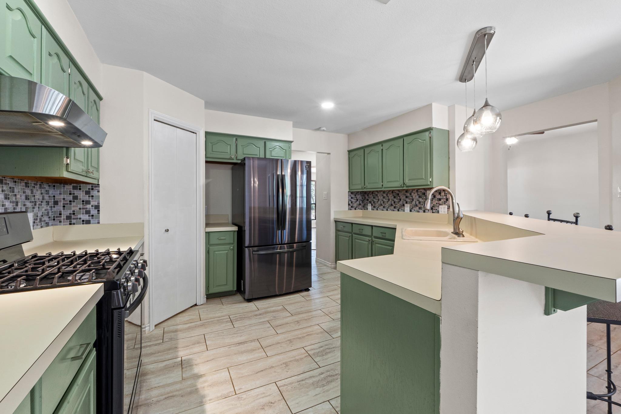 111 Clydesdale Dr, San Marcos, TX 78666