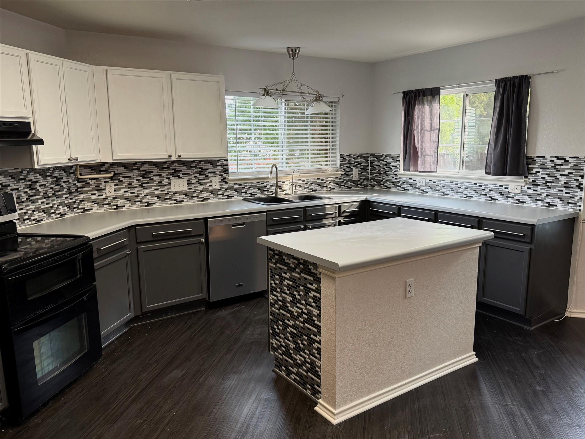 4403 Cisco Valley Dr, Round Rock, TX 78664