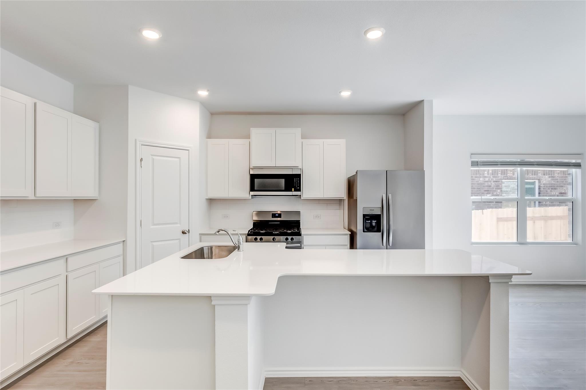 171 Cibolo Creek Loop, Bastrop, TX 78602