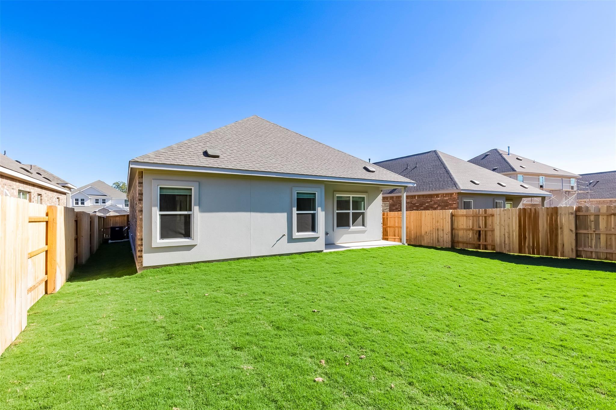 171 Cibolo Creek Loop, Bastrop, TX 78602