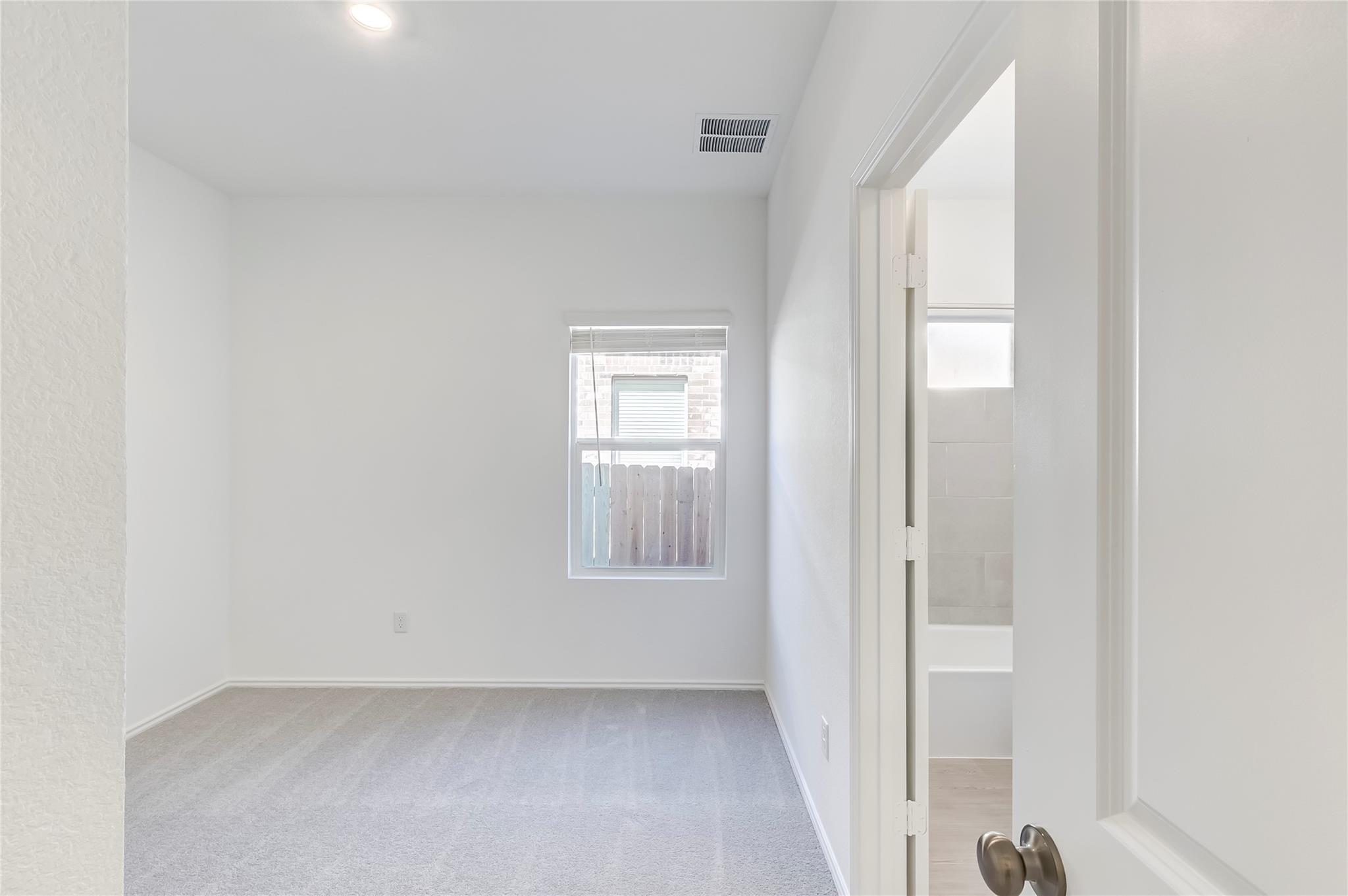 171 Cibolo Creek Loop, Bastrop, TX 78602