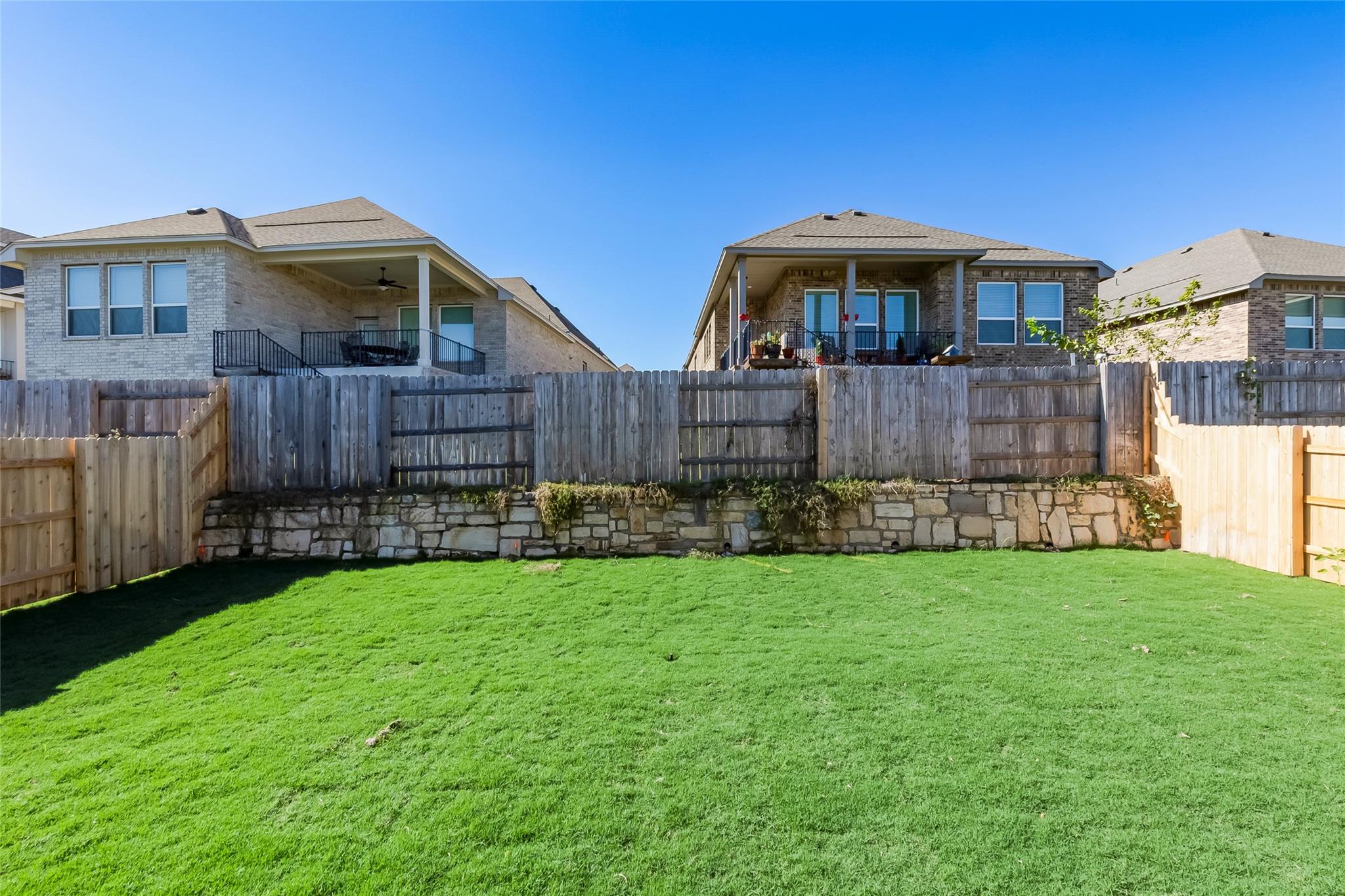 171 Cibolo Creek Loop, Bastrop, TX 78602