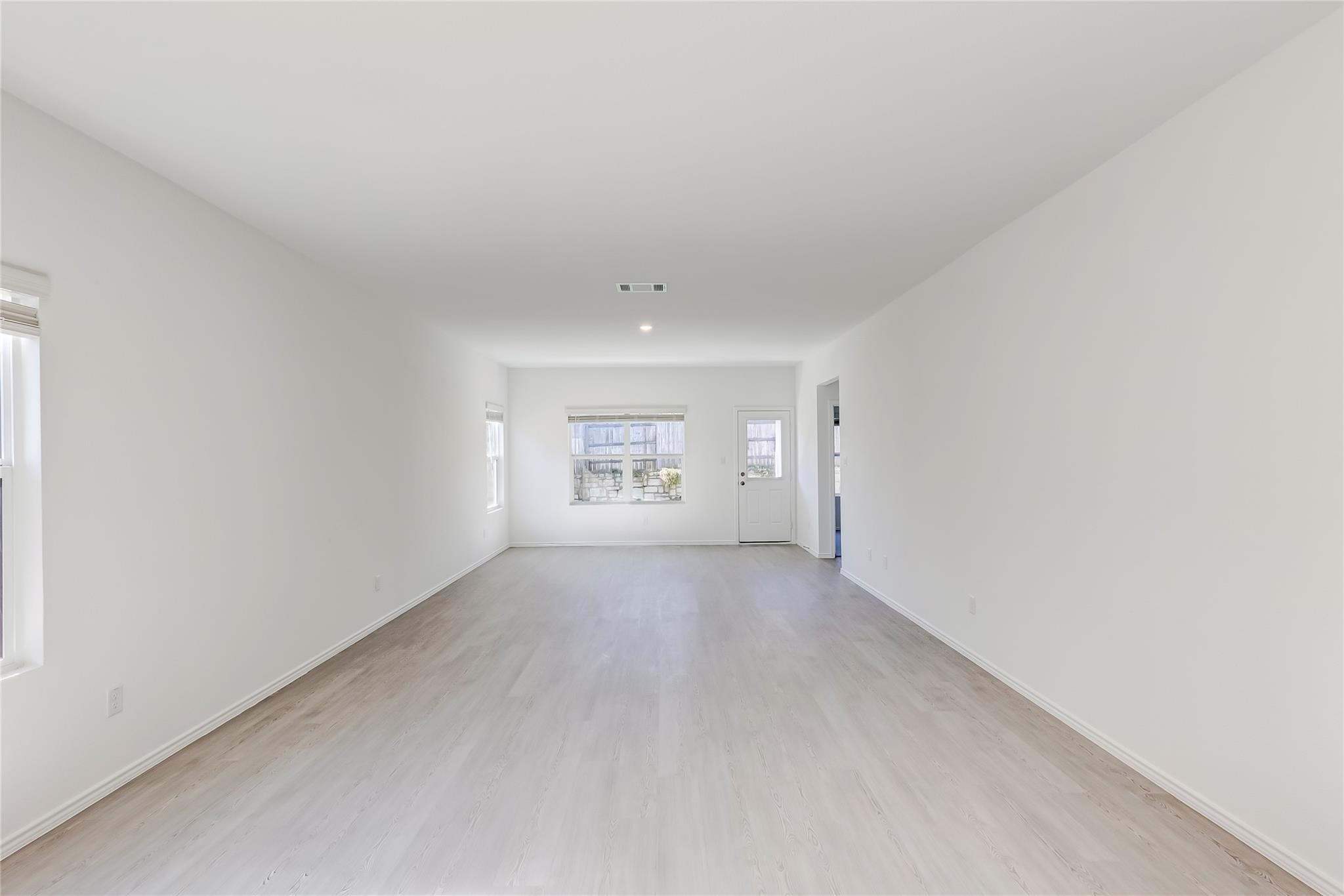 171 Cibolo Creek Loop, Bastrop, TX 78602