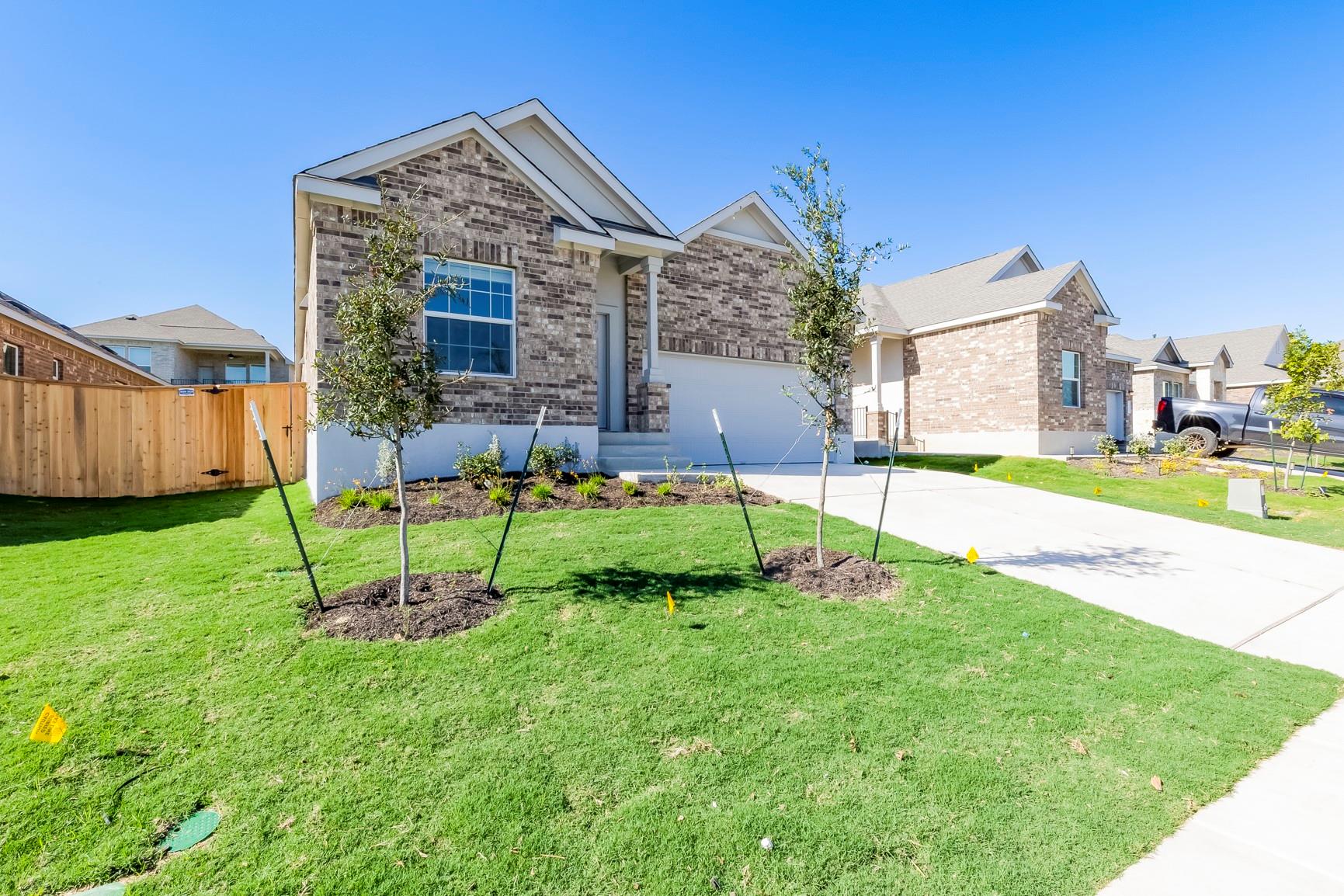 171 Cibolo Creek Loop, Bastrop, TX 78602