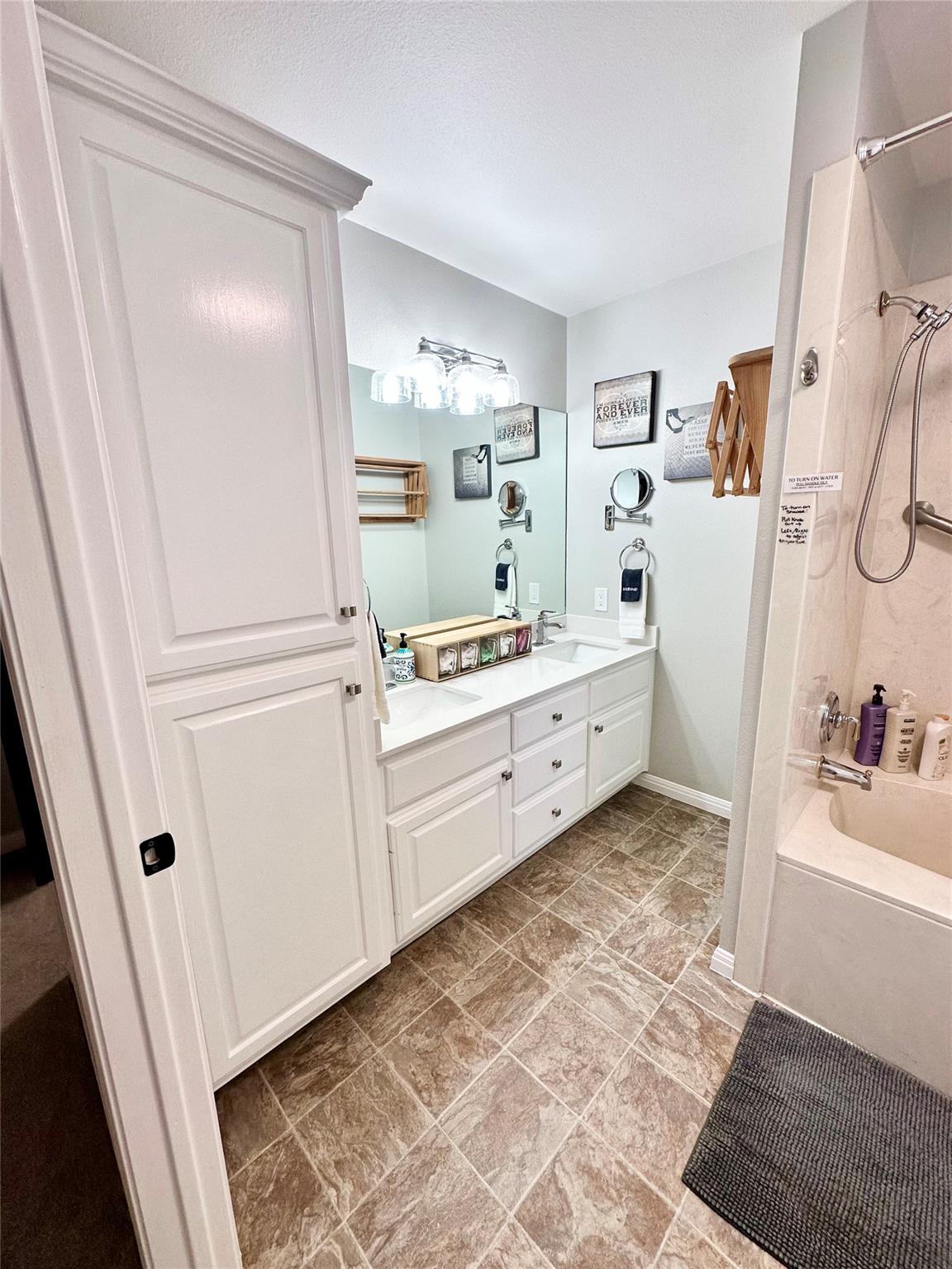 1127 Penion Dr, Austin, TX 78748