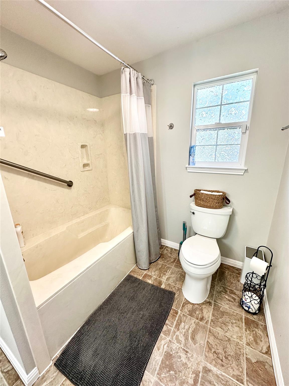 1127 Penion Dr, Austin, TX 78748