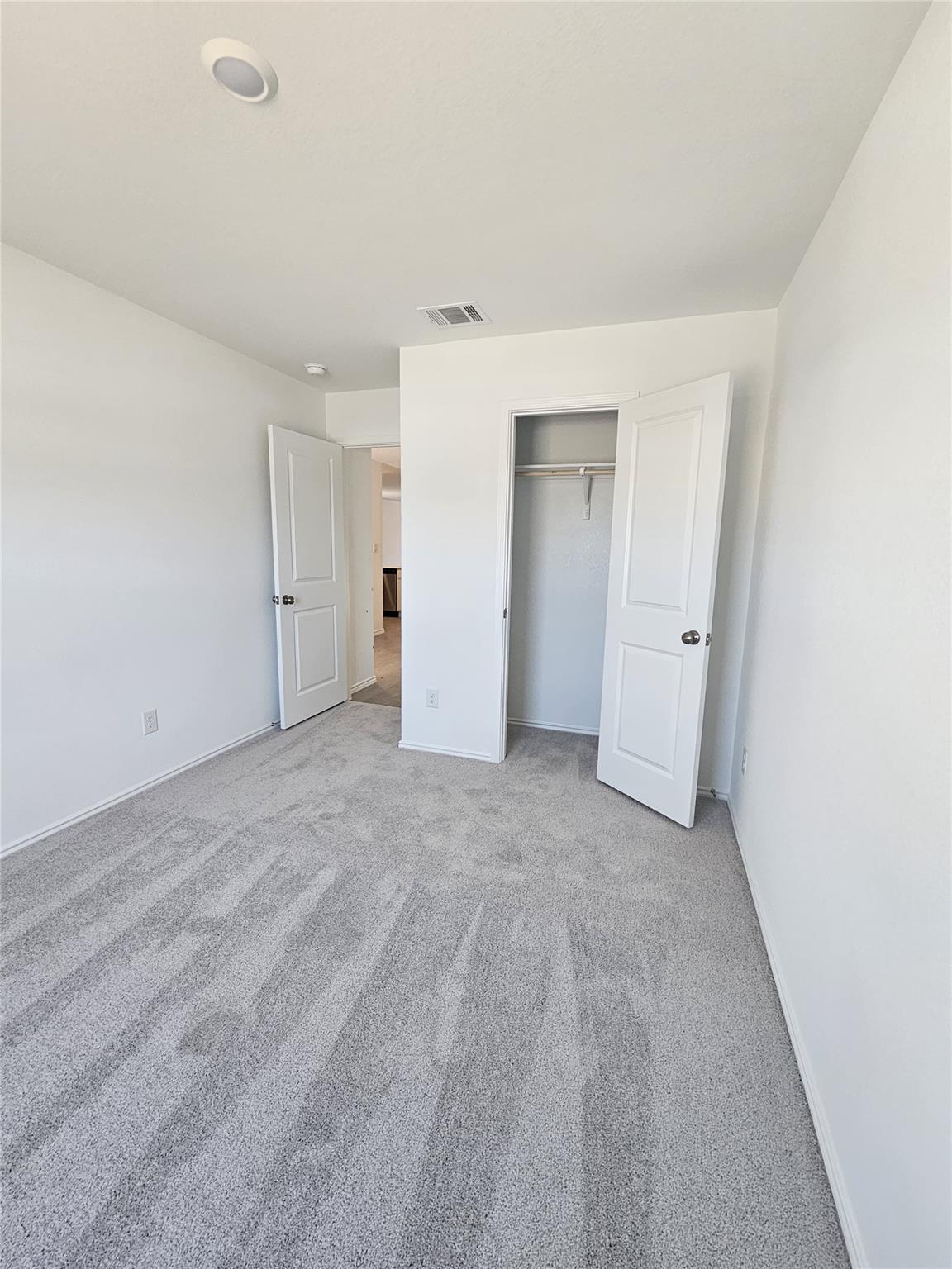 2304 Blizzard Dr, Lockhart, TX 78644