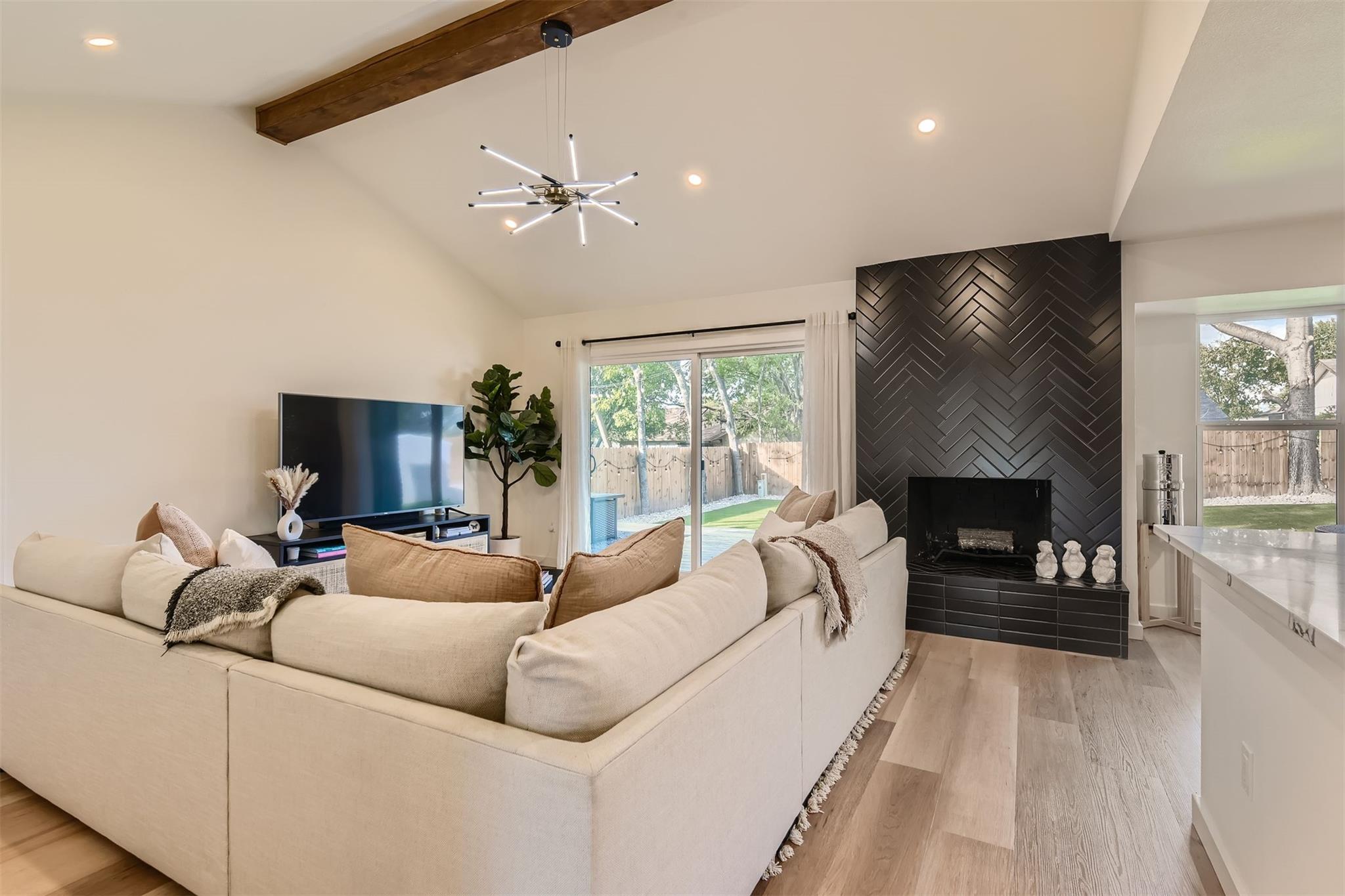 1112 Milford Way, Austin, TX 78745