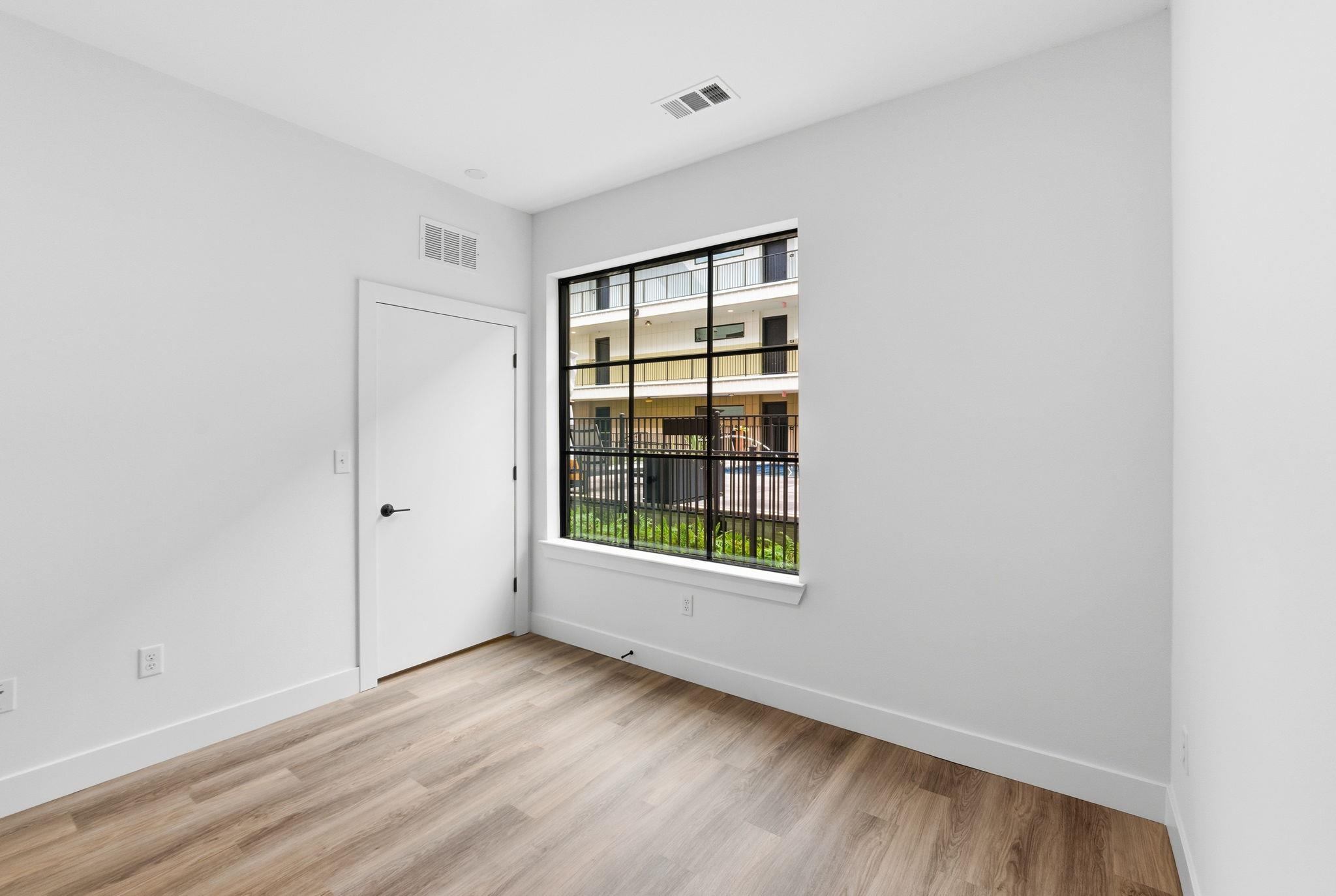 4315 S Congress Ave # 212, Austin, TX 78745