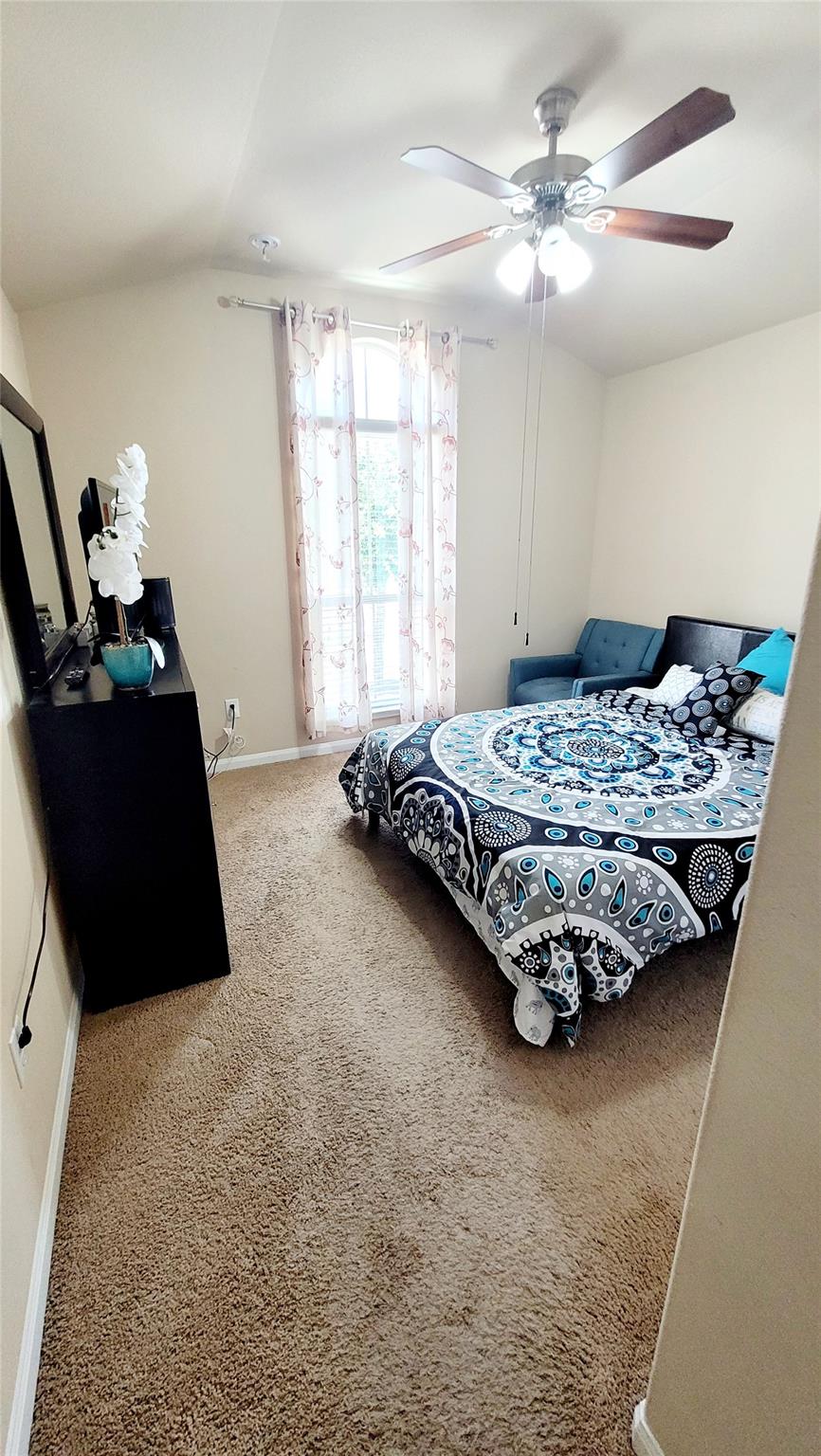 1967 Mexia Dr, Round Rock, TX 78664