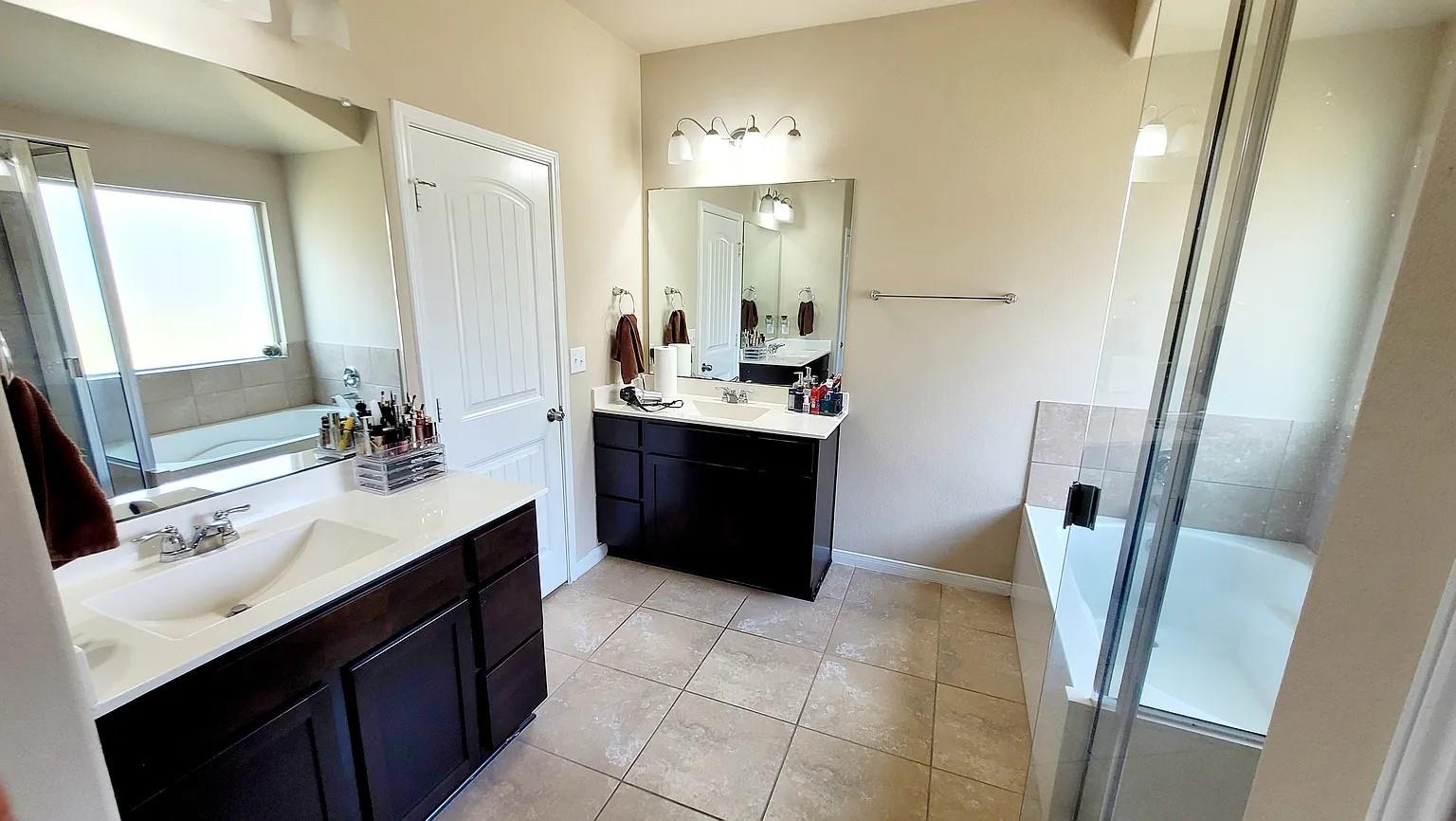 1967 Mexia Dr, Round Rock, TX 78664