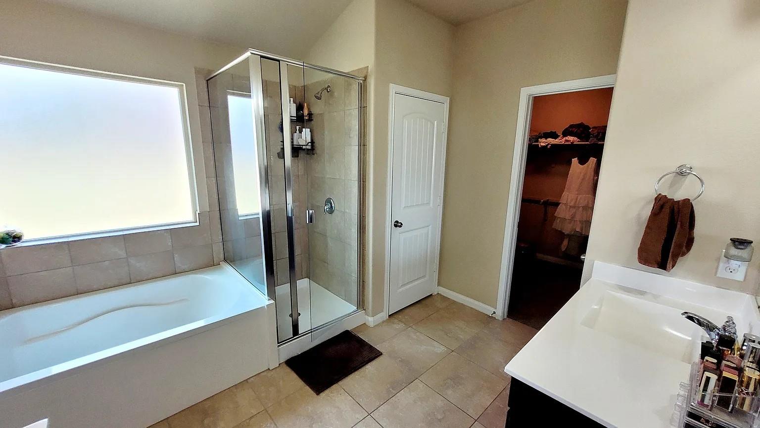 1967 Mexia Dr, Round Rock, TX 78664