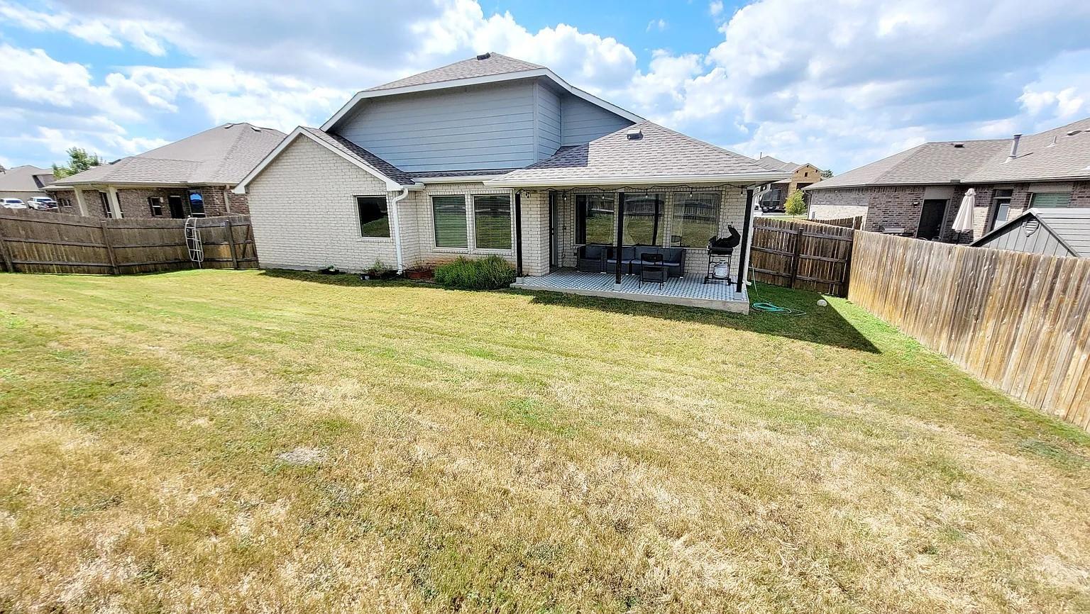 1967 Mexia Dr, Round Rock, TX 78664