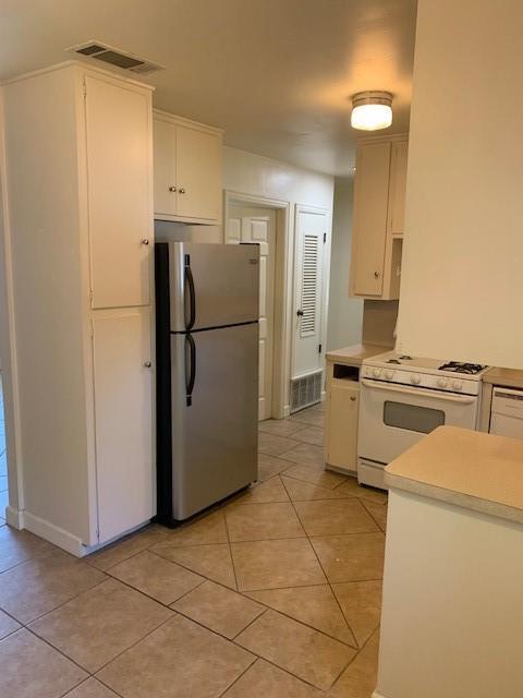 1900 Fairlawn Ln # 2, Austin, TX 78704