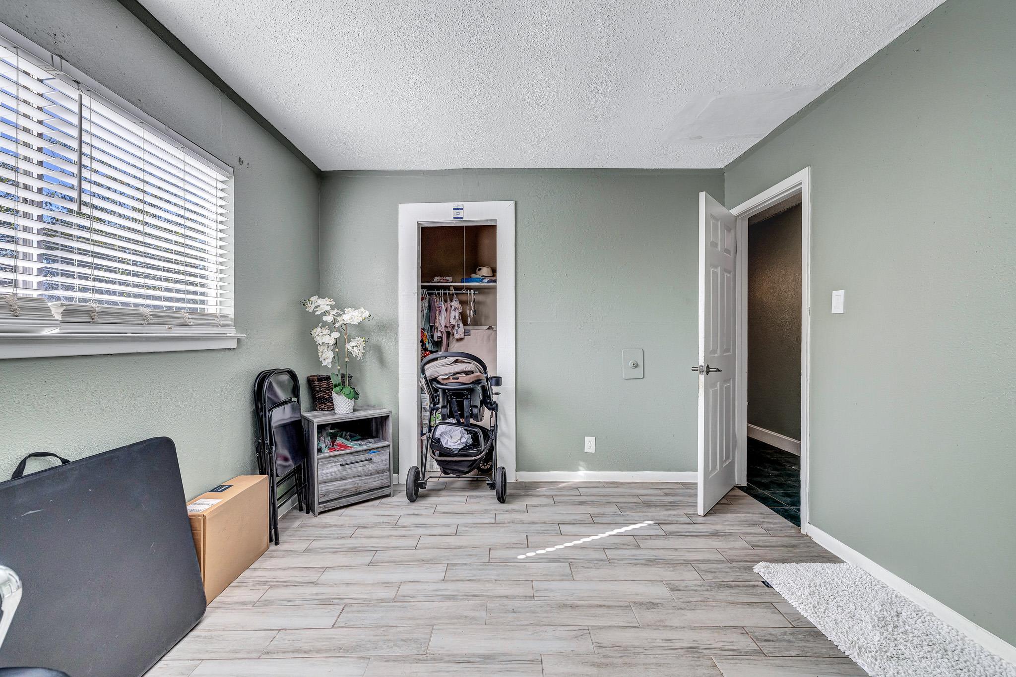 205 Liverpool Dr, Austin, TX 78745