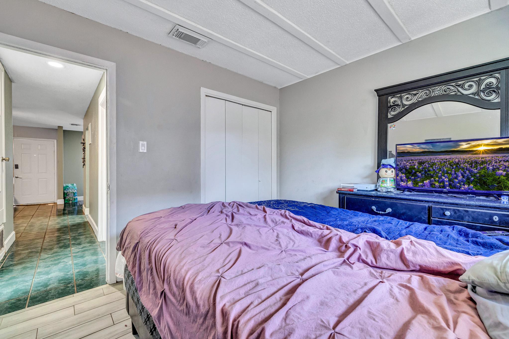 205 Liverpool Dr, Austin, TX 78745