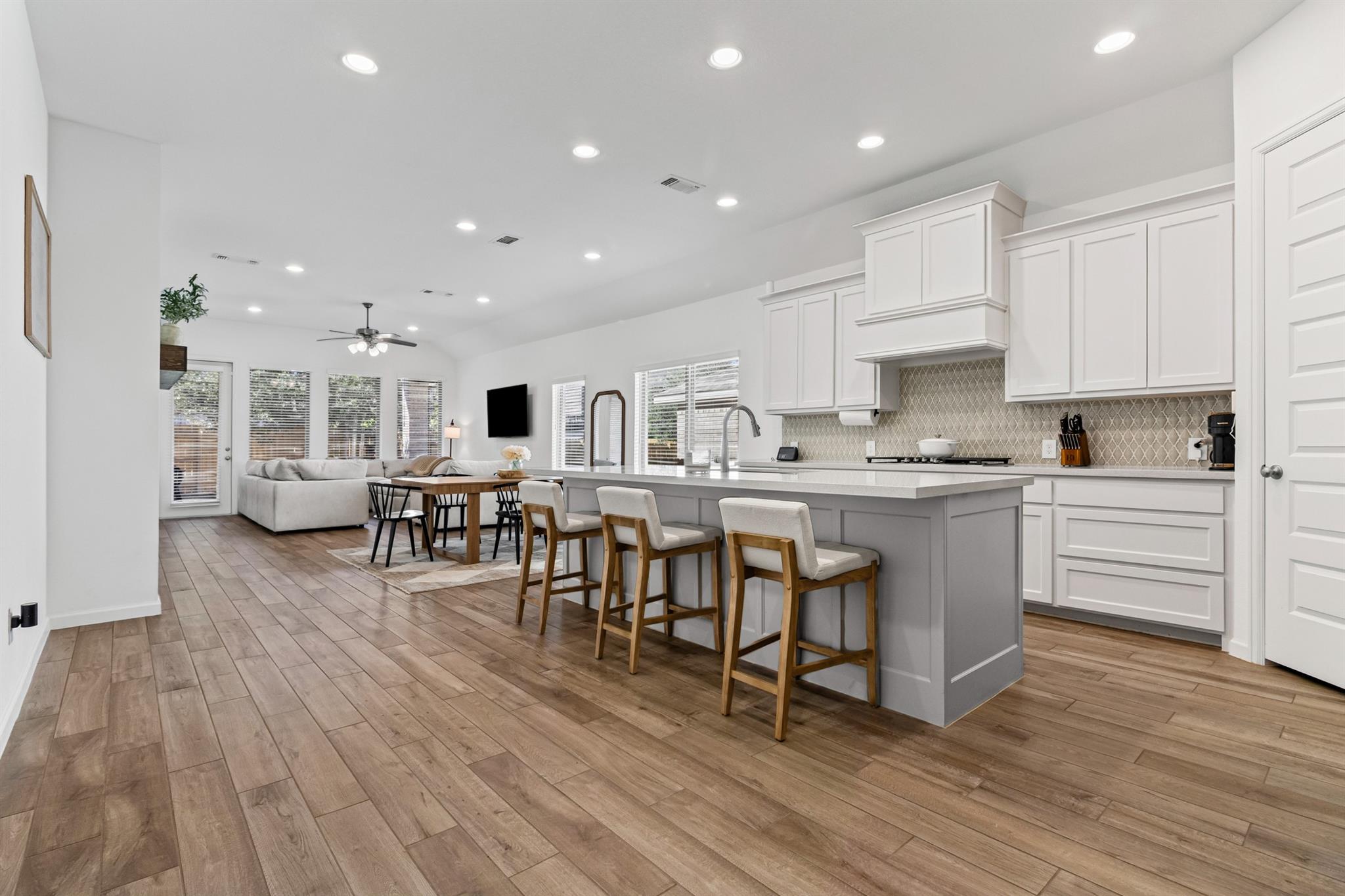 701 Tradewinds Way, Georgetown, TX 78628