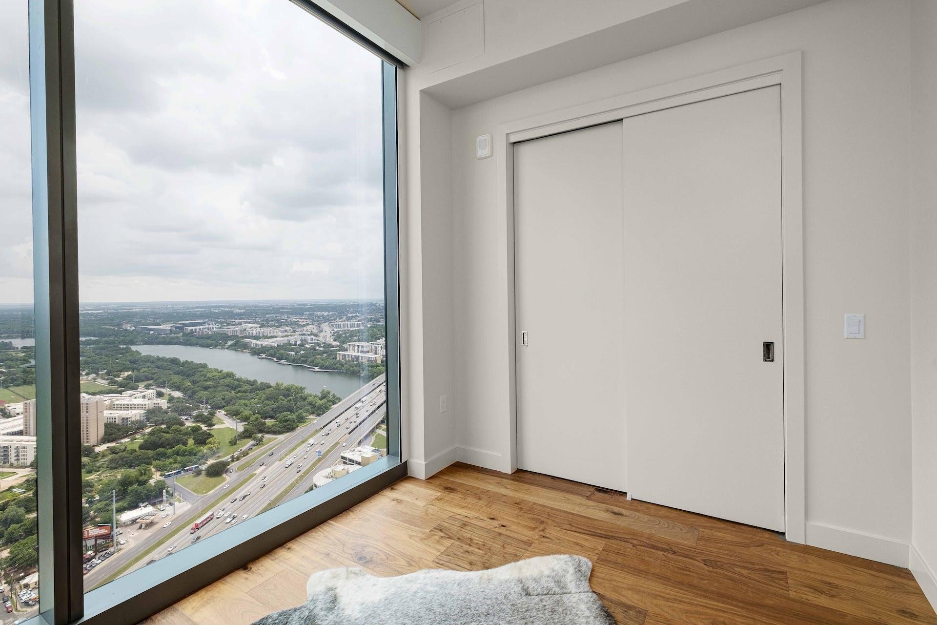 44 East Ave # 4305, Austin, TX 78701