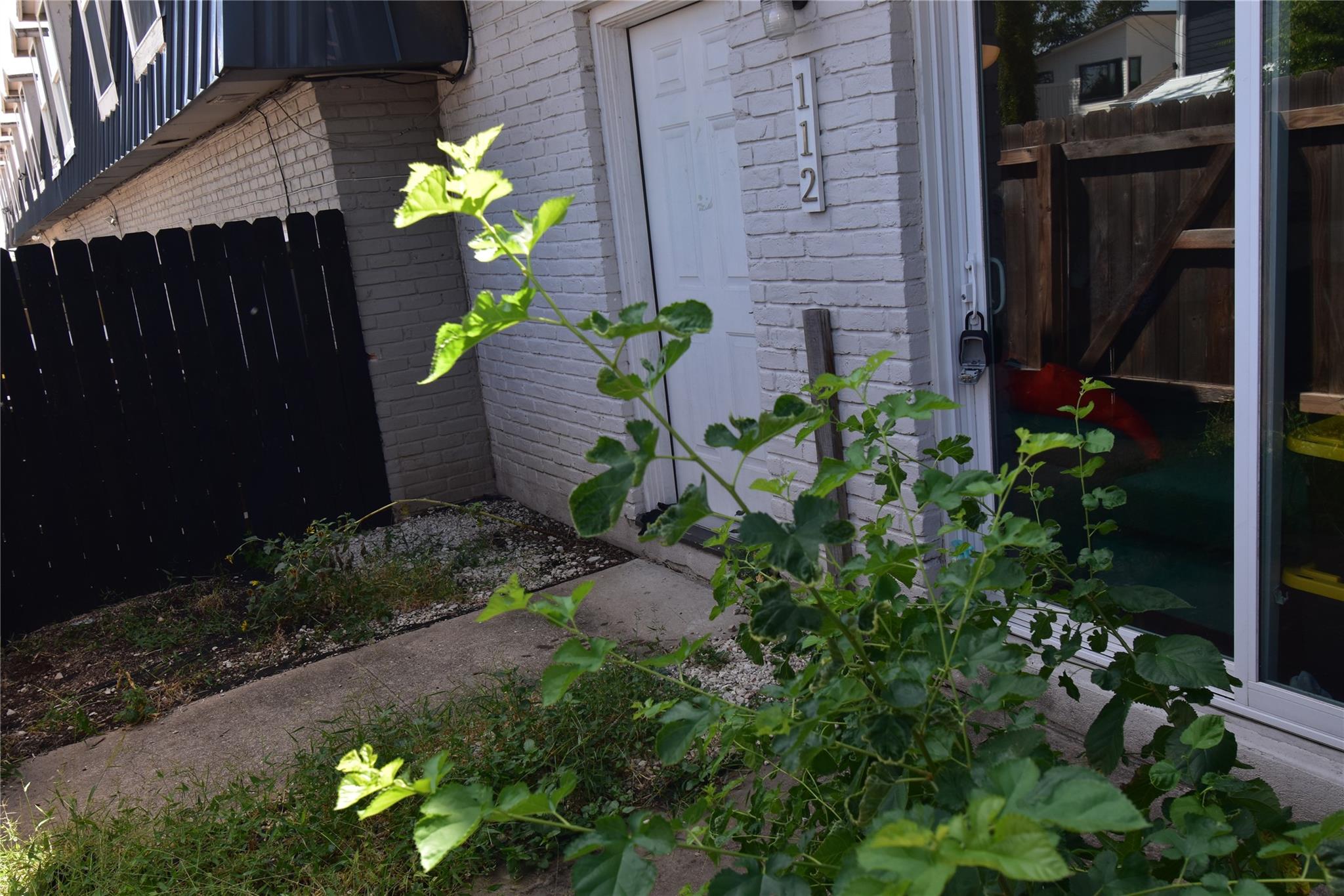 300 E Croslin St # 112, Austin, TX 78752