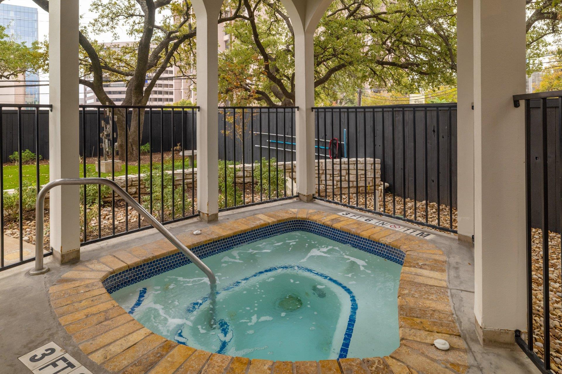 1801 Lavaca St # 6M, Austin, TX 78701