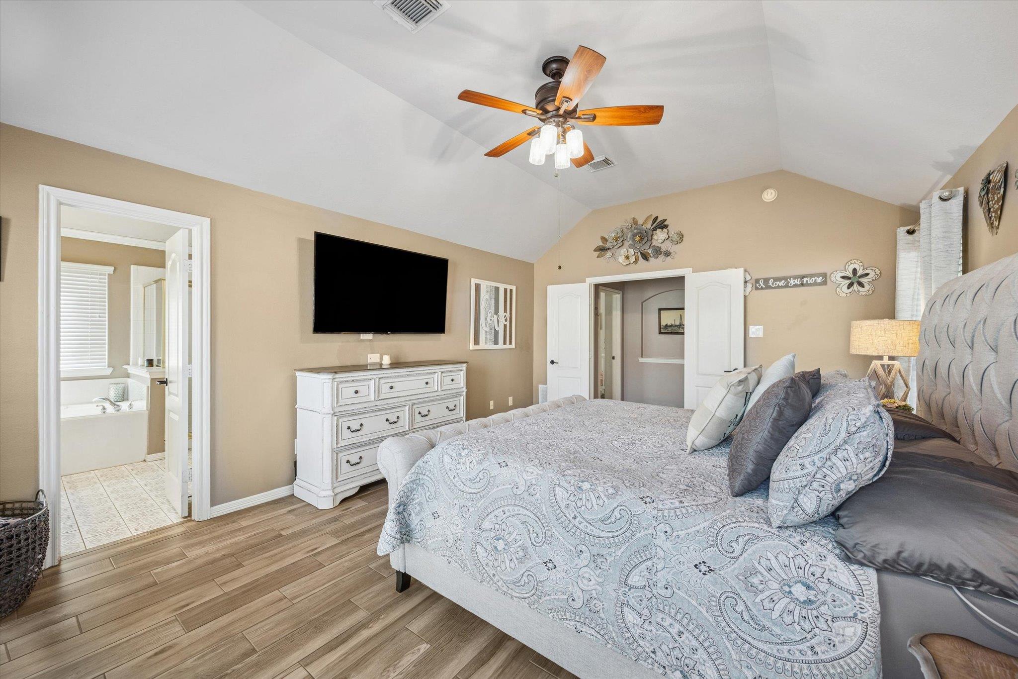 2410 Pine Brook Dr, Deer Park, TX 77536