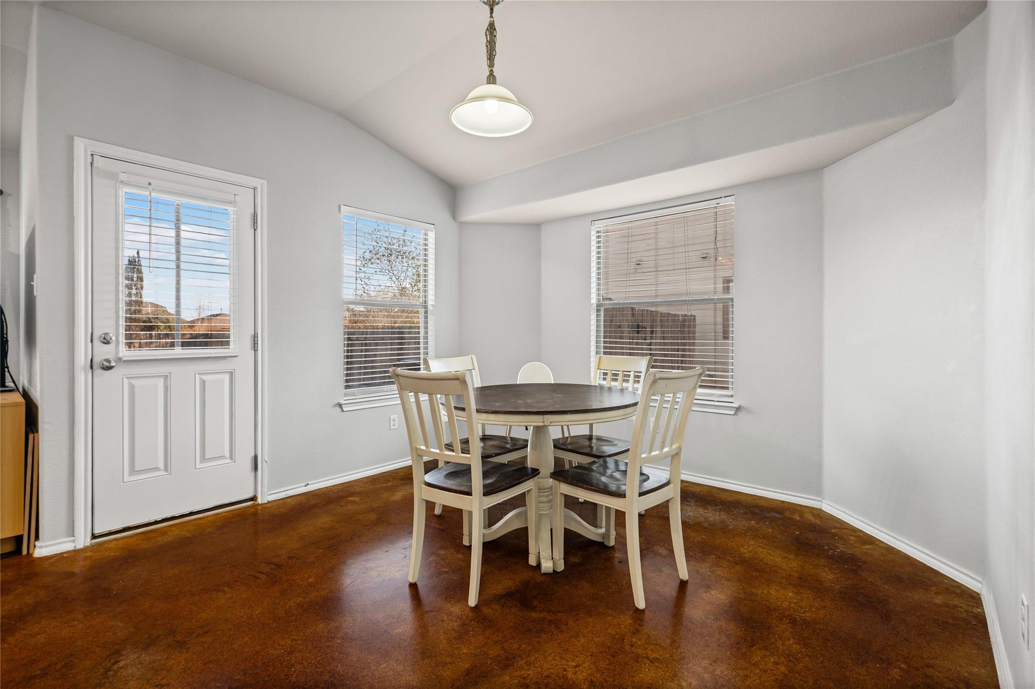 1541 Twin Cv, Kyle, TX 78640