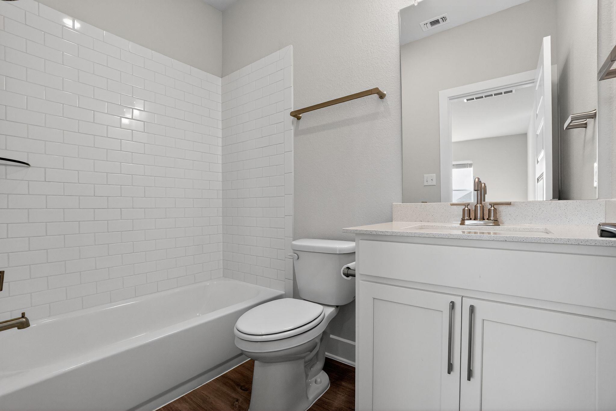 213 Flowers Ave, Hutto, TX 78634