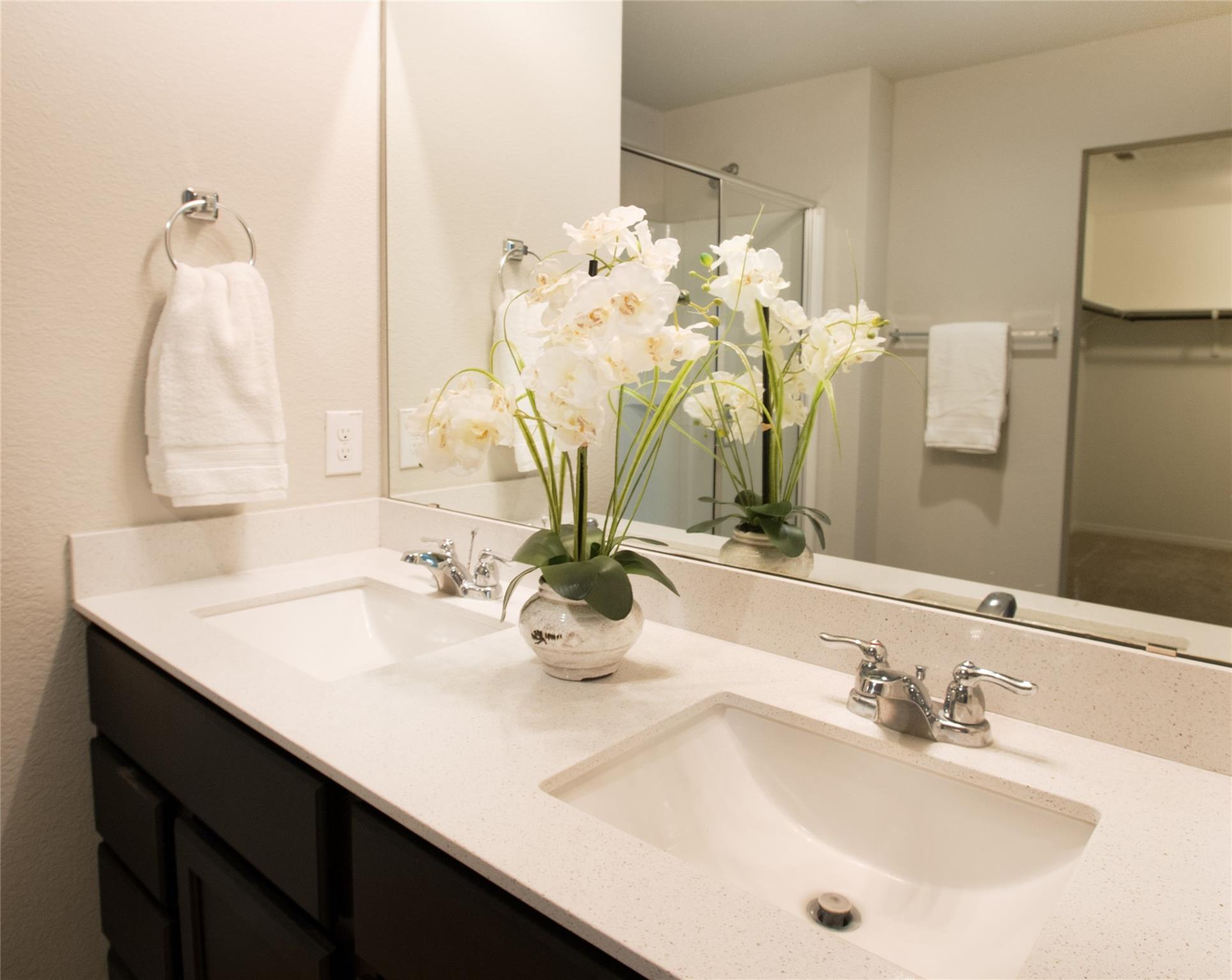 108 Freedom Park Ave, Liberty Hill, TX 78642