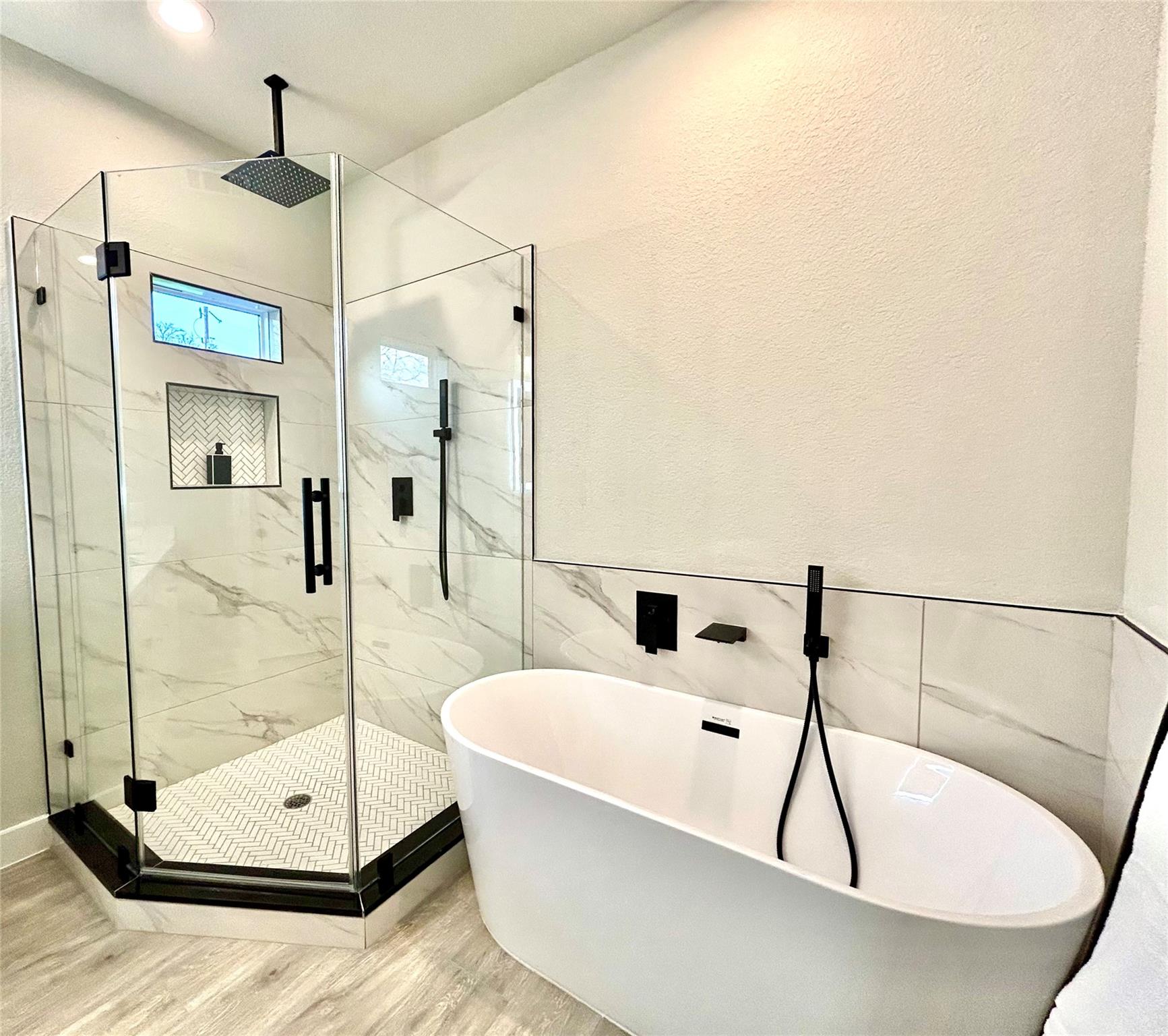 113 E Keomuku Ln, Bastrop, TX 78602