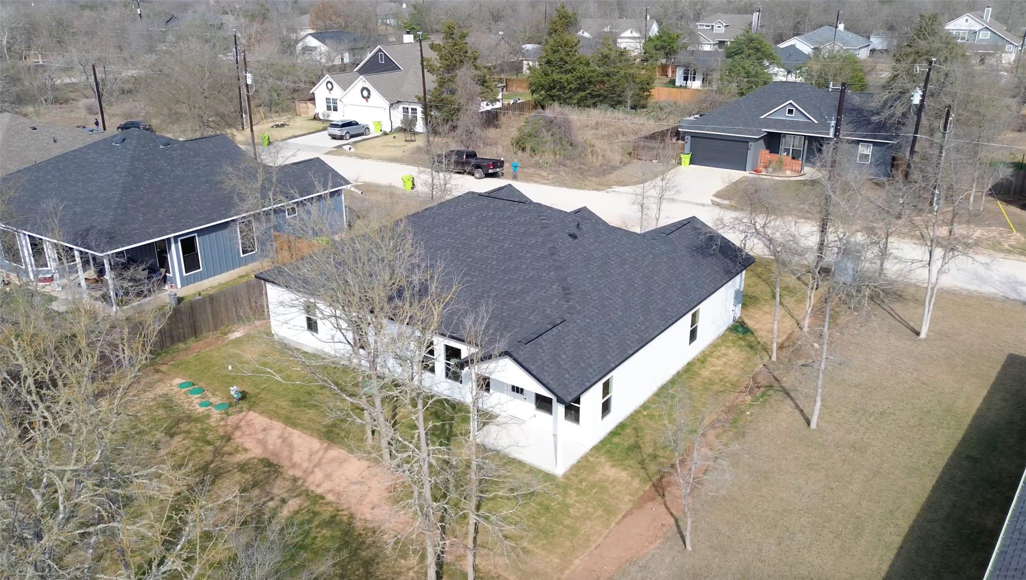 113 E Keomuku Ln, Bastrop, TX 78602