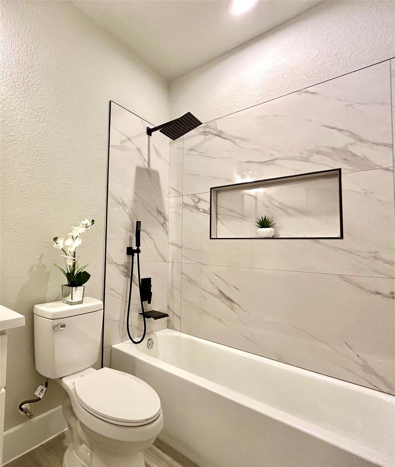 113 E Keomuku Ln, Bastrop, TX 78602