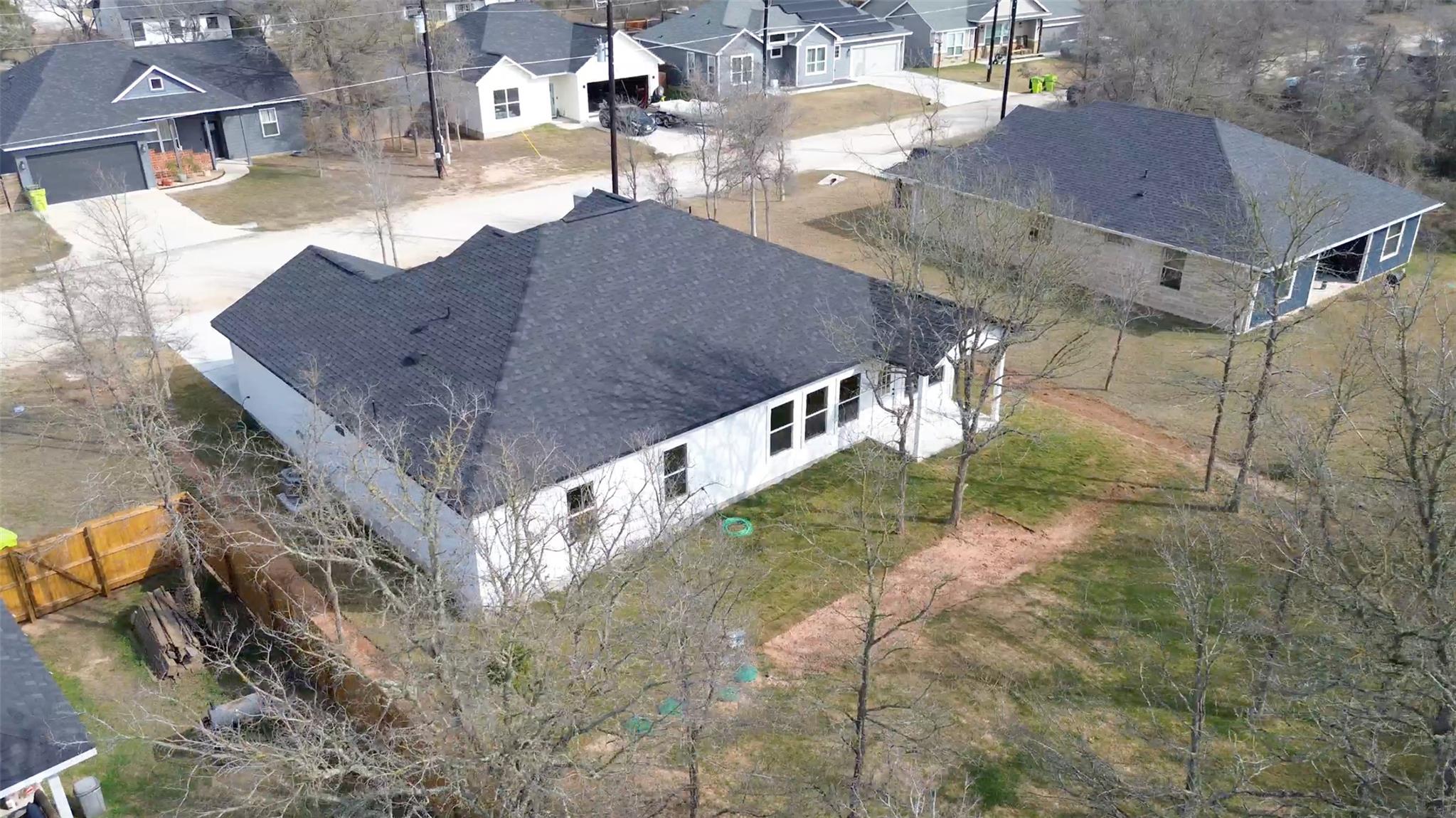 113 E Keomuku Ln, Bastrop, TX 78602