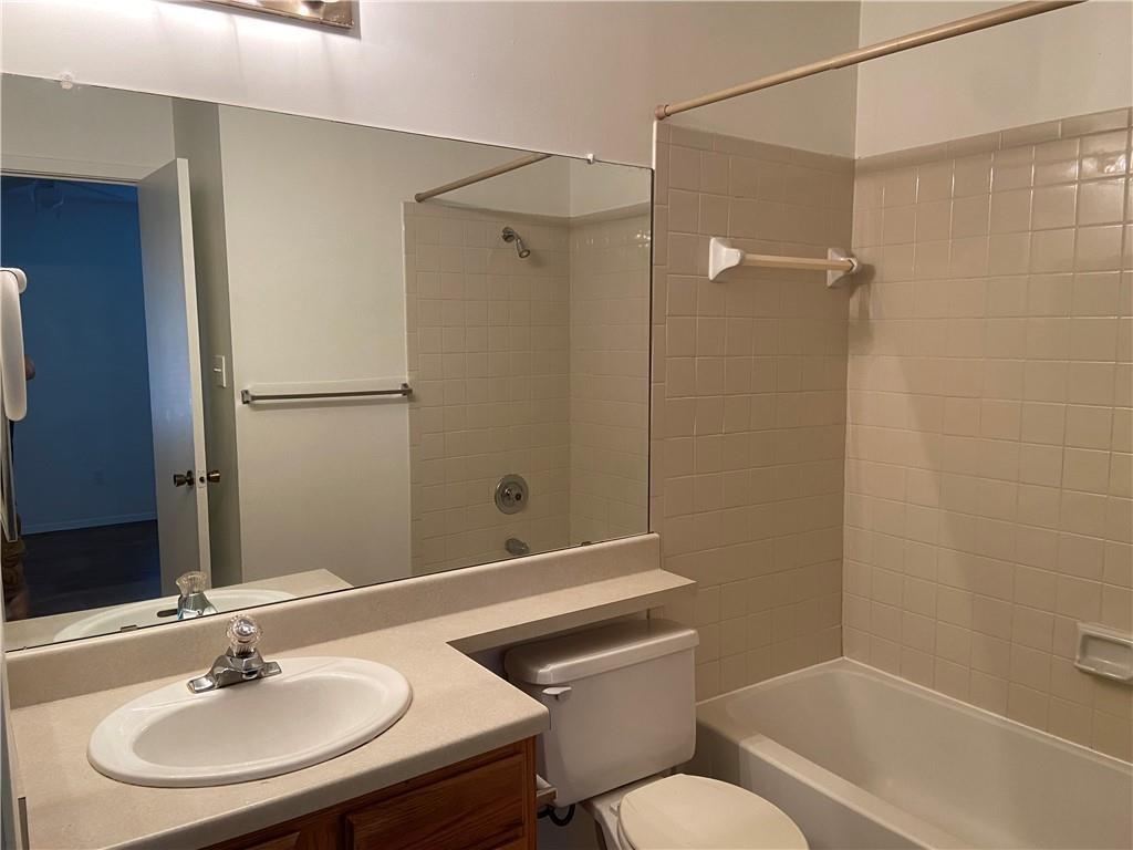 11901 Swearingen Dr # 96, Austin, TX 78758