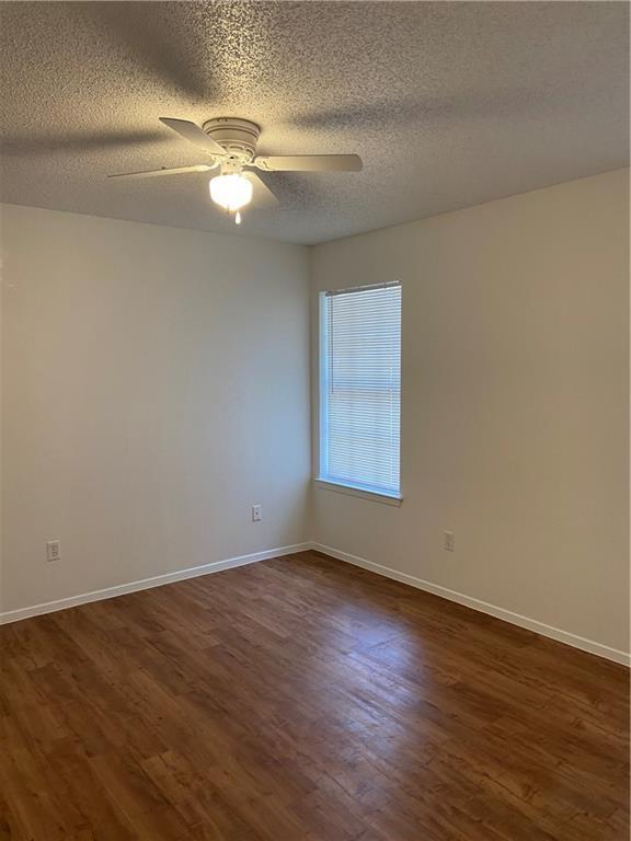 11901 Swearingen Dr # 96, Austin, TX 78758